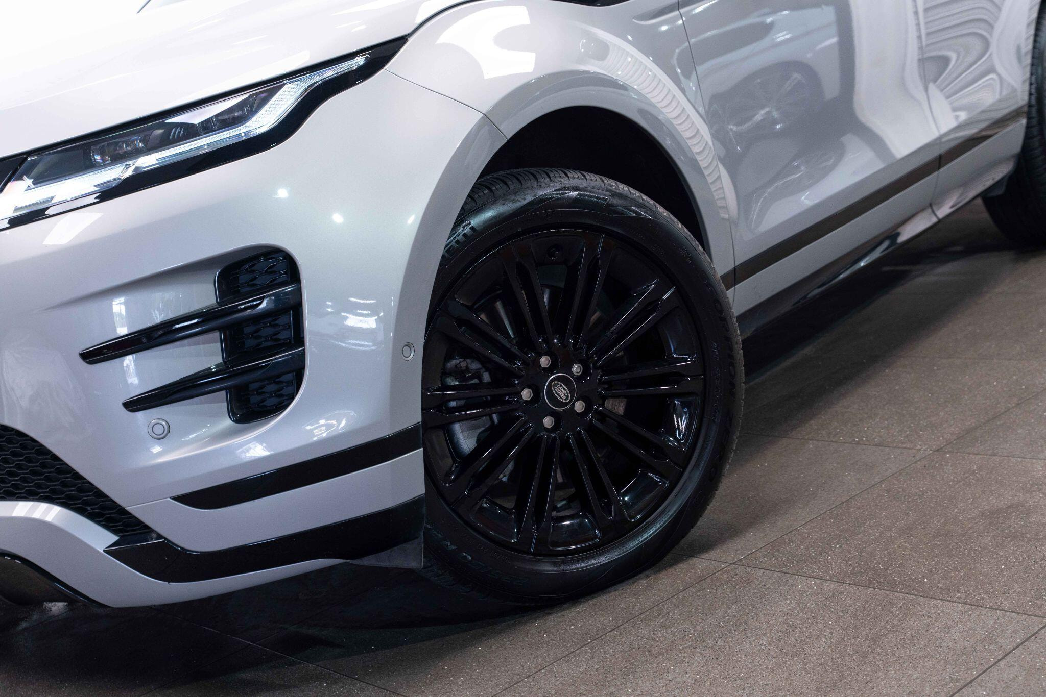 Land Rover Range Rover Evoque 1.5 P270e 12.17kWh Dynamic SE Auto 4WD Euro 6 (s/s) 5dr 5dr Automatic 2026