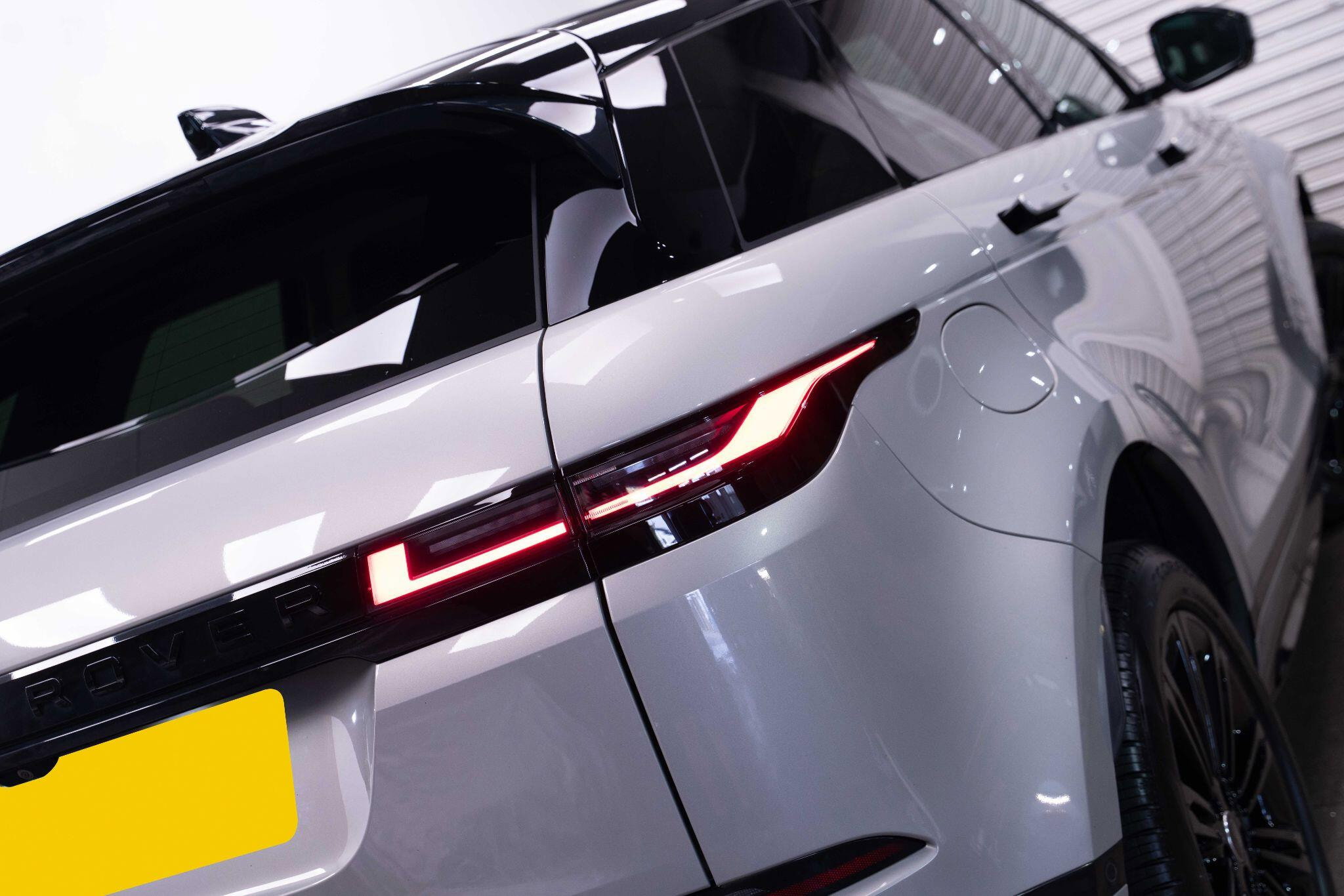 Land Rover Range Rover Evoque 1.5 P270e 12.17kWh Dynamic SE Auto 4WD Euro 6 (s/s) 5dr 5dr Automatic 2026