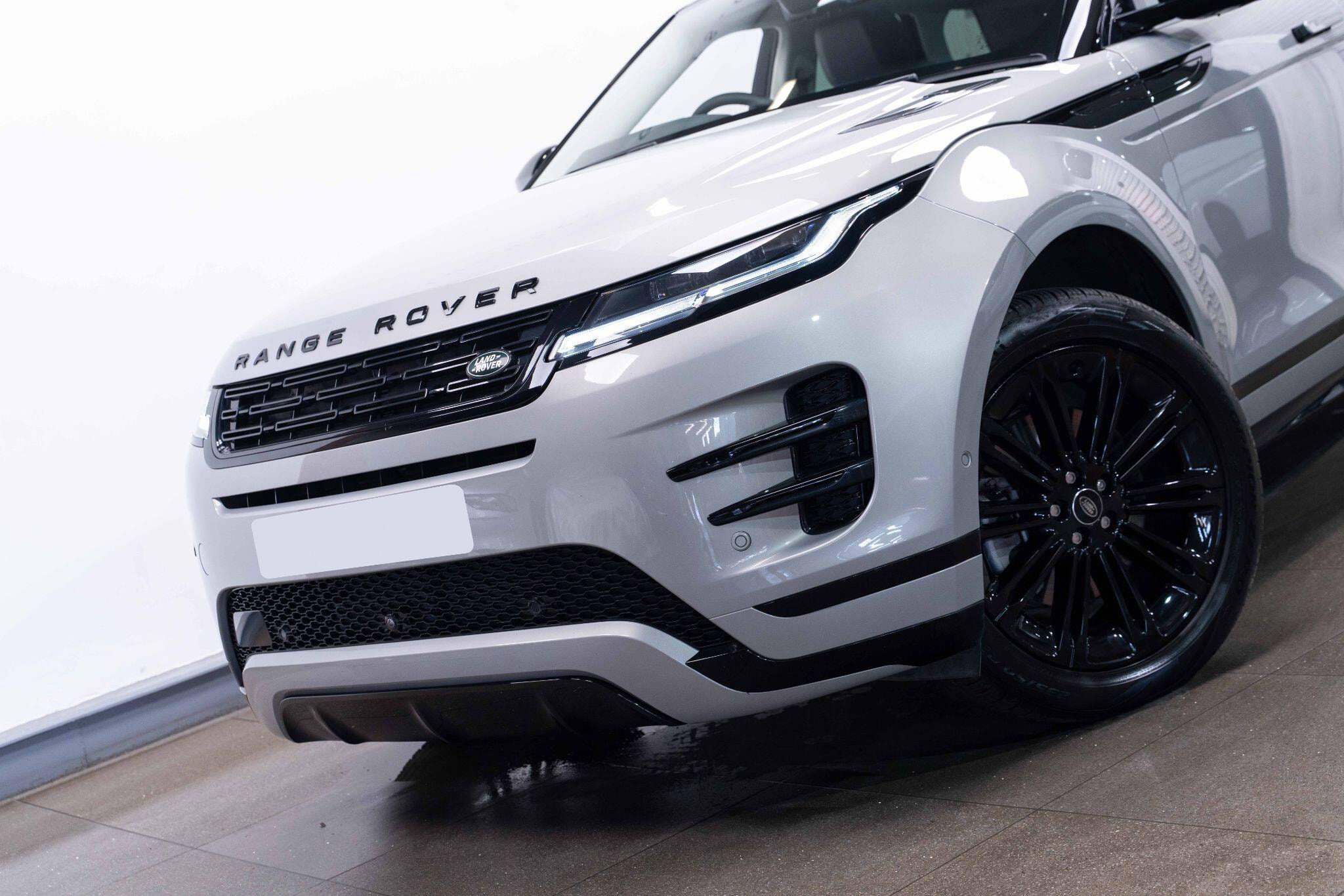 Land Rover Range Rover Evoque 1.5 P270e 12.17kWh Dynamic SE Auto 4WD Euro 6 (s/s) 5dr 5dr Automatic 2026