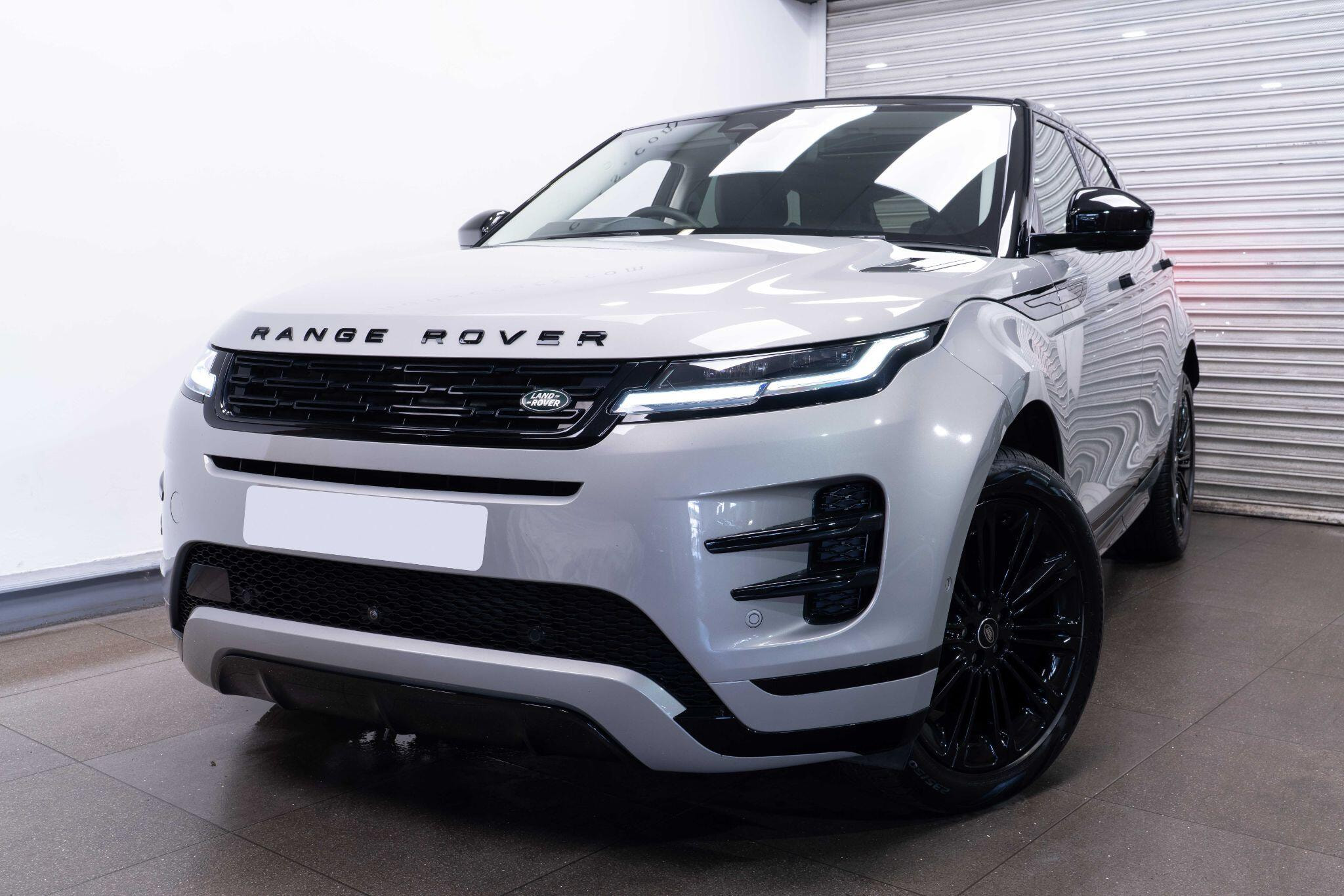 Land Rover Range Rover Evoque 1.5 P270e 12.17kWh Dynamic SE Auto 4WD Euro 6 (s/s) 5dr 5dr Automatic 2026