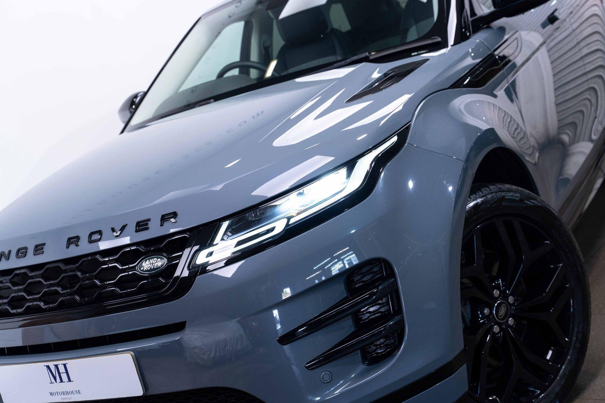 Land Rover Range Rover Evoque 1.5 P300e 12.2kWh R-Dynamic SE Auto 4WD Euro 6 (s/s) 5dr 5dr Automatic 2026