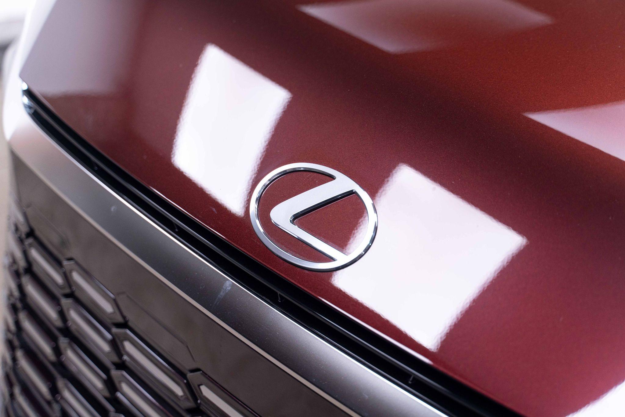 Lexus Lm 2.5 350h Takumi MPV 5dr Petrol Hybrid E-CVT AWD Euro 6 (s/s) (250 ps) 5dr Automatic 2026