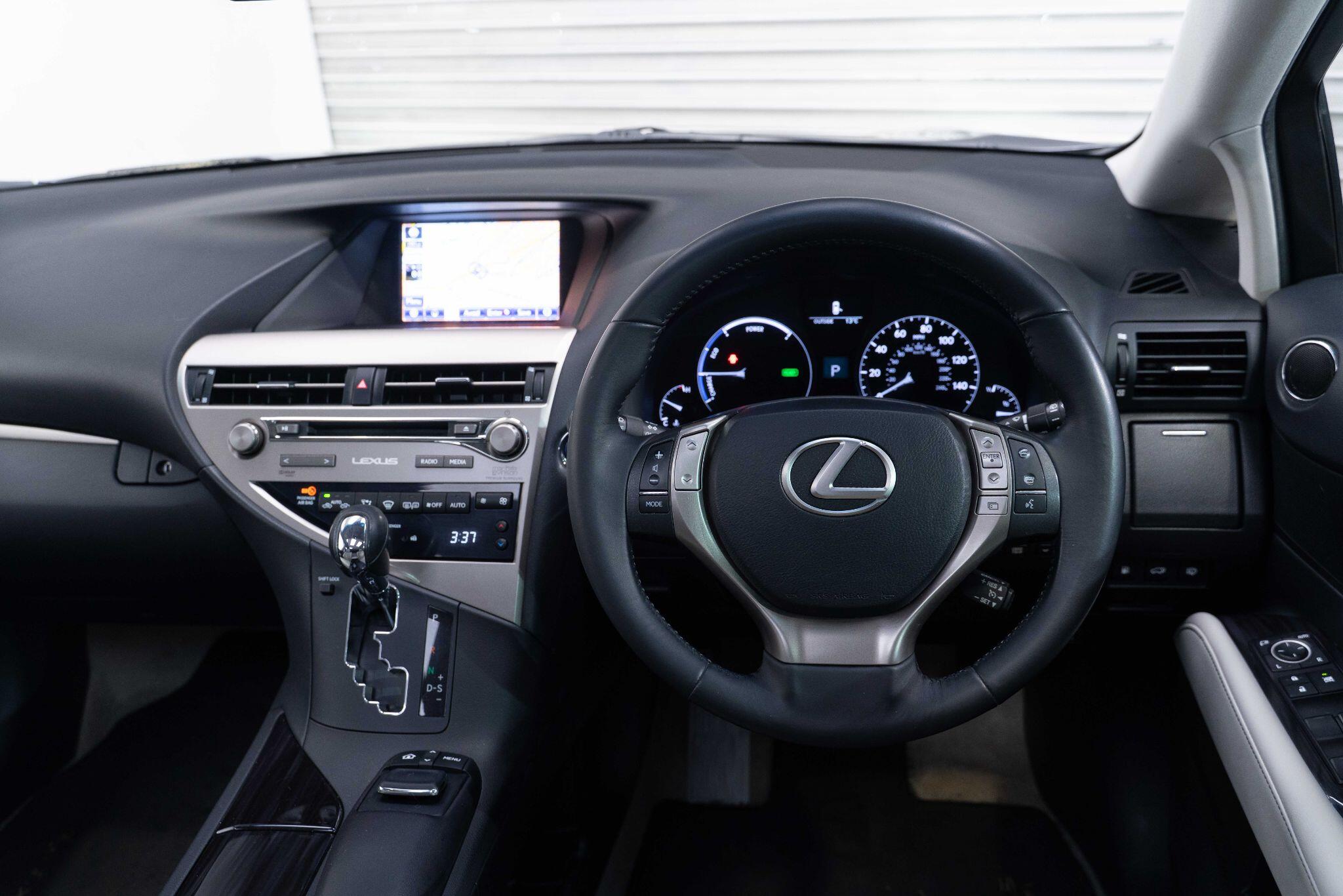 Lexus RX 3.5 450h V6 Advance CVT 4WD Euro 5 (s/s) 5dr (Pan Roof) 5dr Automatic 2026