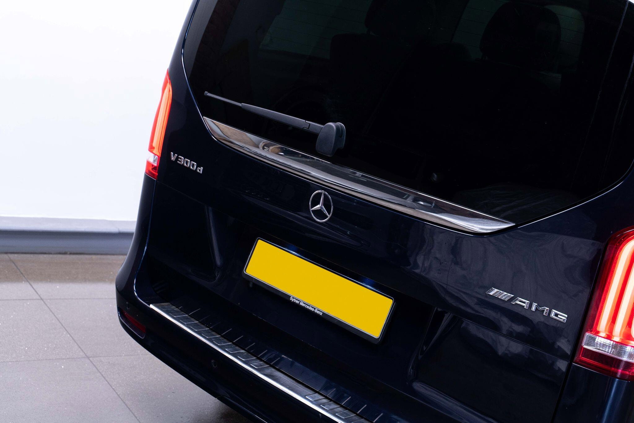Mercedes-Benz V Class 2.0 V300d AMG Line G-Tronic+ Euro 6 (s/s) 5dr LWB 5dr Automatic 2026