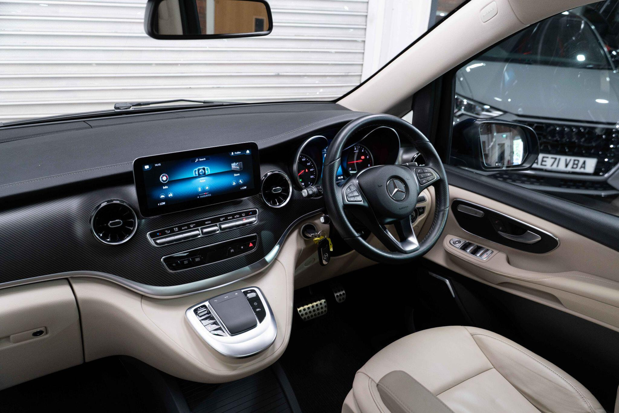 Mercedes-Benz V Class 2.0 V300d AMG Line G-Tronic+ Euro 6 (s/s) 5dr LWB 5dr Automatic 2026