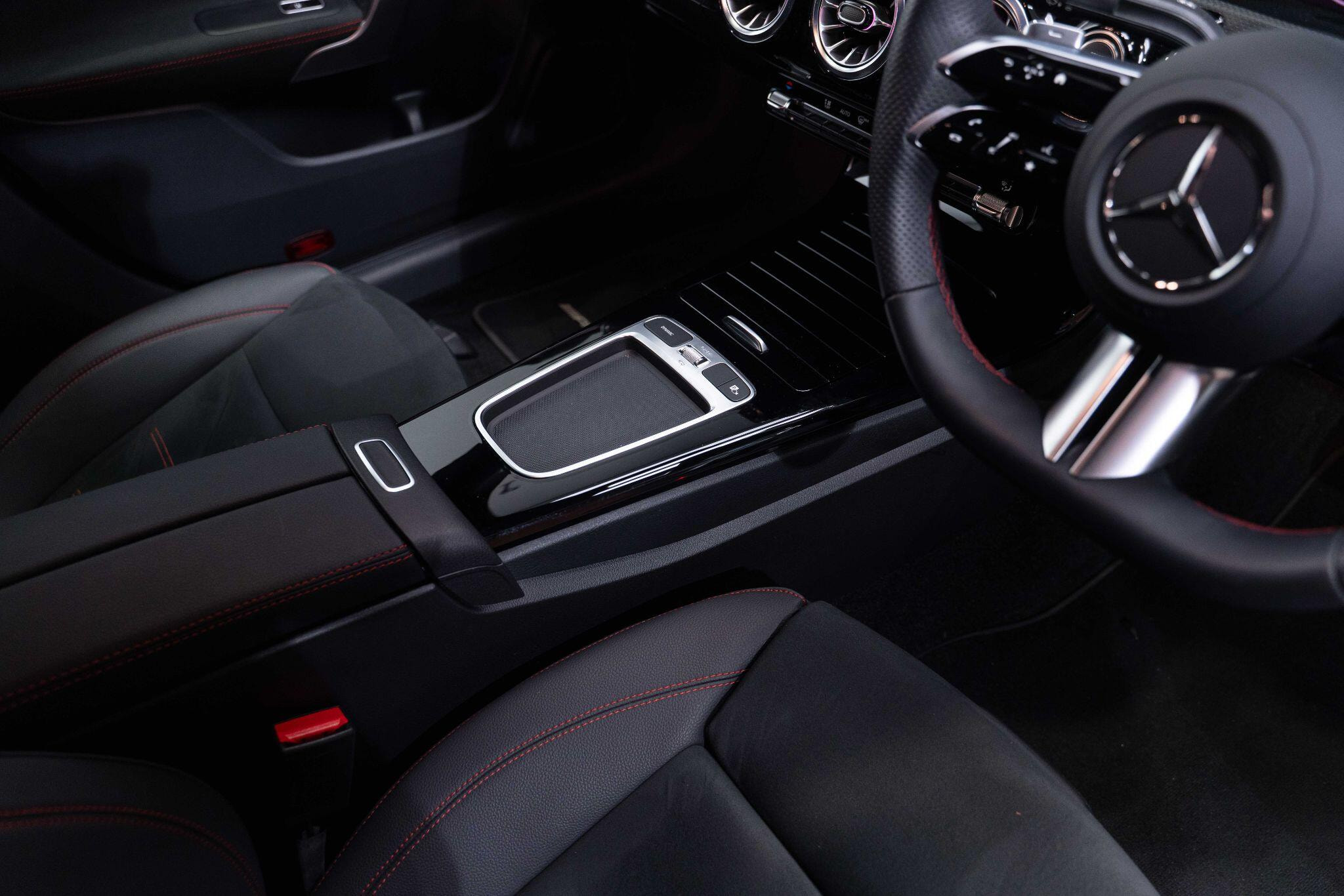 Mercedes-Benz CLA 1.3 CLA200h MHEV AMG Line (Executive) Coupe 7G-DCT Euro 6 (s/s) 4dr 4dr Automatic 2026