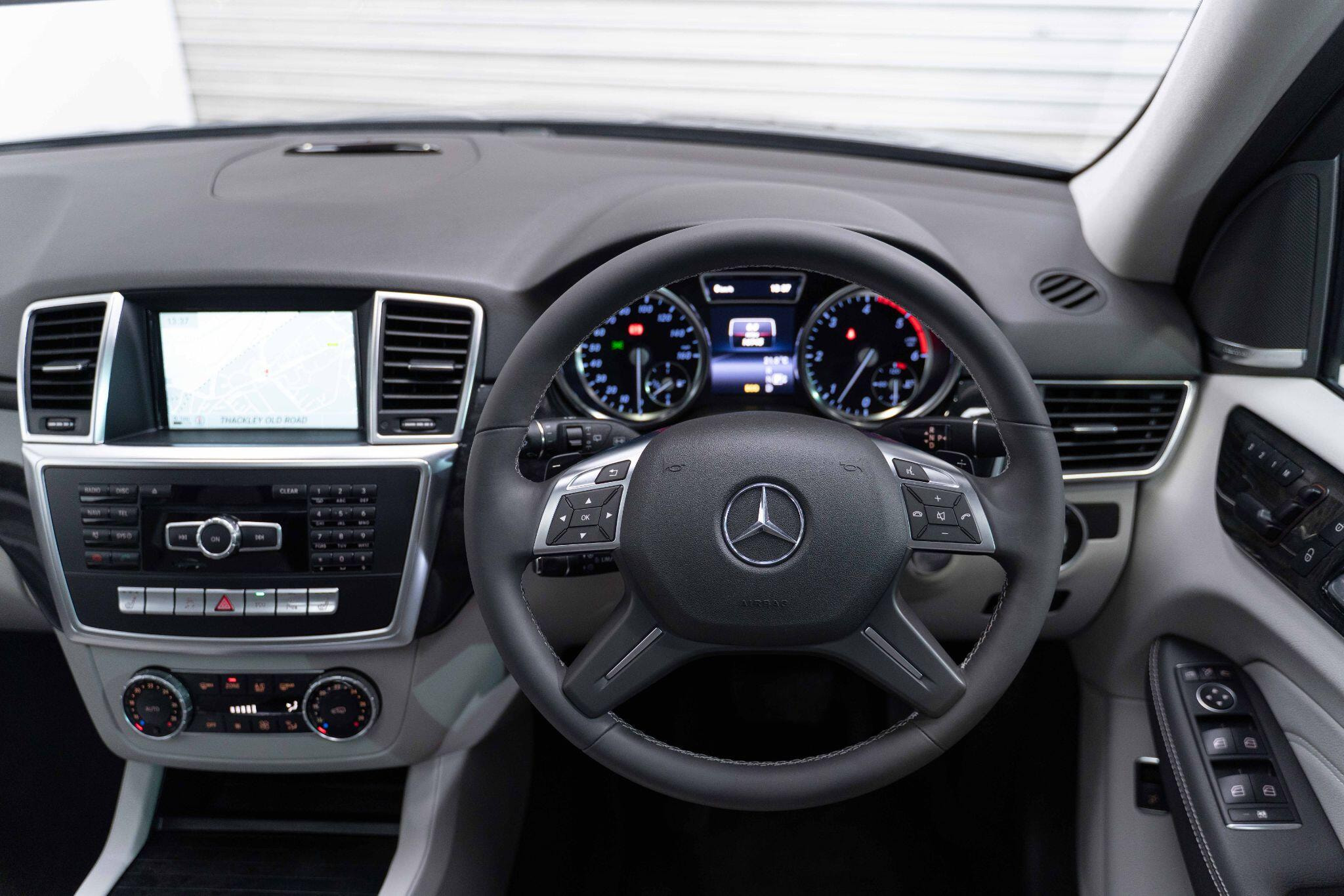Mercedes-Benz M Class 3.0 ML350 V6 BlueTEC AMG Line G-Tronic 4WD Euro 6 (s/s) 5dr 5dr Automatic 2026