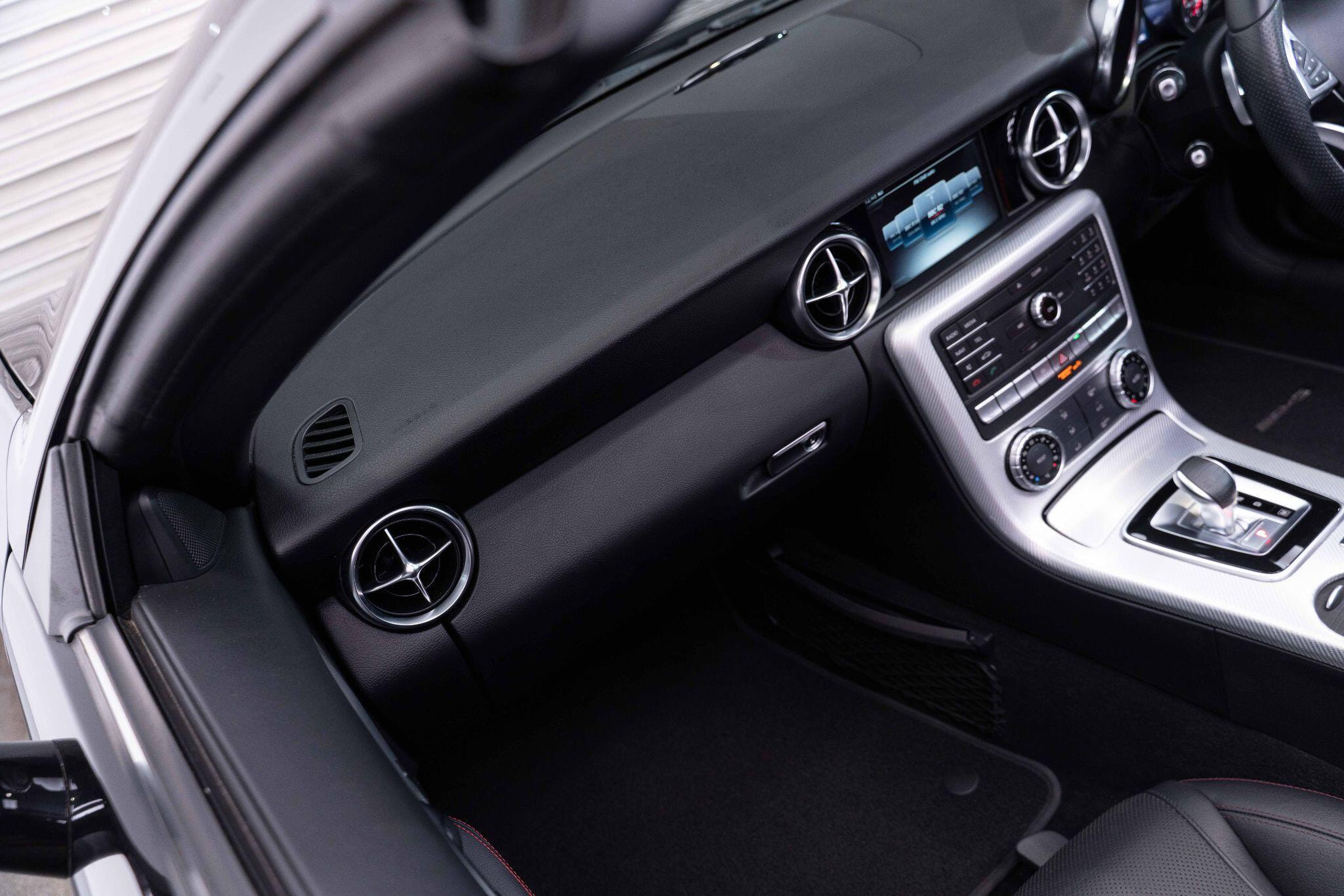 Mercedes-Benz SLC 2.0 SLC200 AMG Line G-Tronic Euro 6 (s/s) 2dr 2dr Automatic 2026