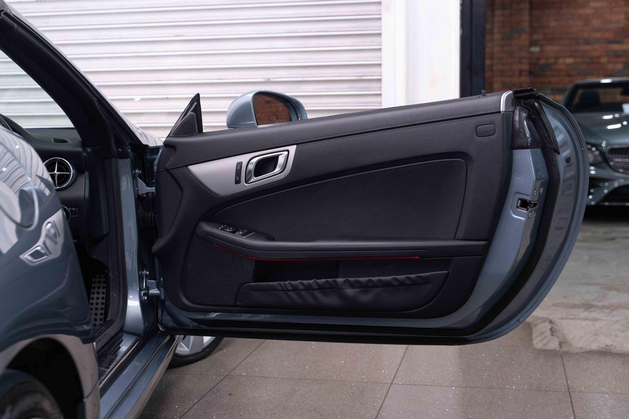 Mercedes-Benz SLK 1.8 SLK250 BlueEfficiency G-Tronic+ Euro 5 (s/s) 2dr 2dr Automatic 2026