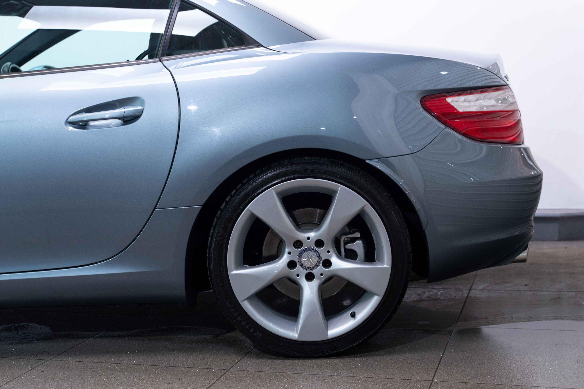 Mercedes-Benz SLK 1.8 SLK250 BlueEfficiency G-Tronic+ Euro 5 (s/s) 2dr 2dr Automatic 2026