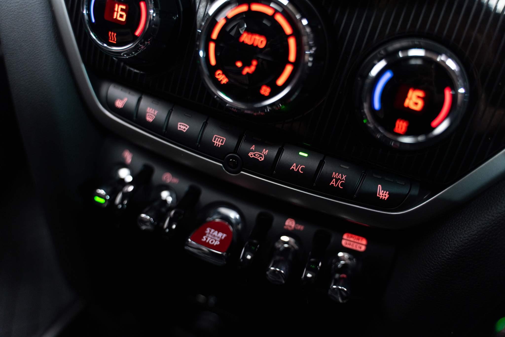 MINI Countryman 2.0 John Cooper Works Auto ALL4 Euro 6 (s/s) 5dr 5dr Automatic 2026