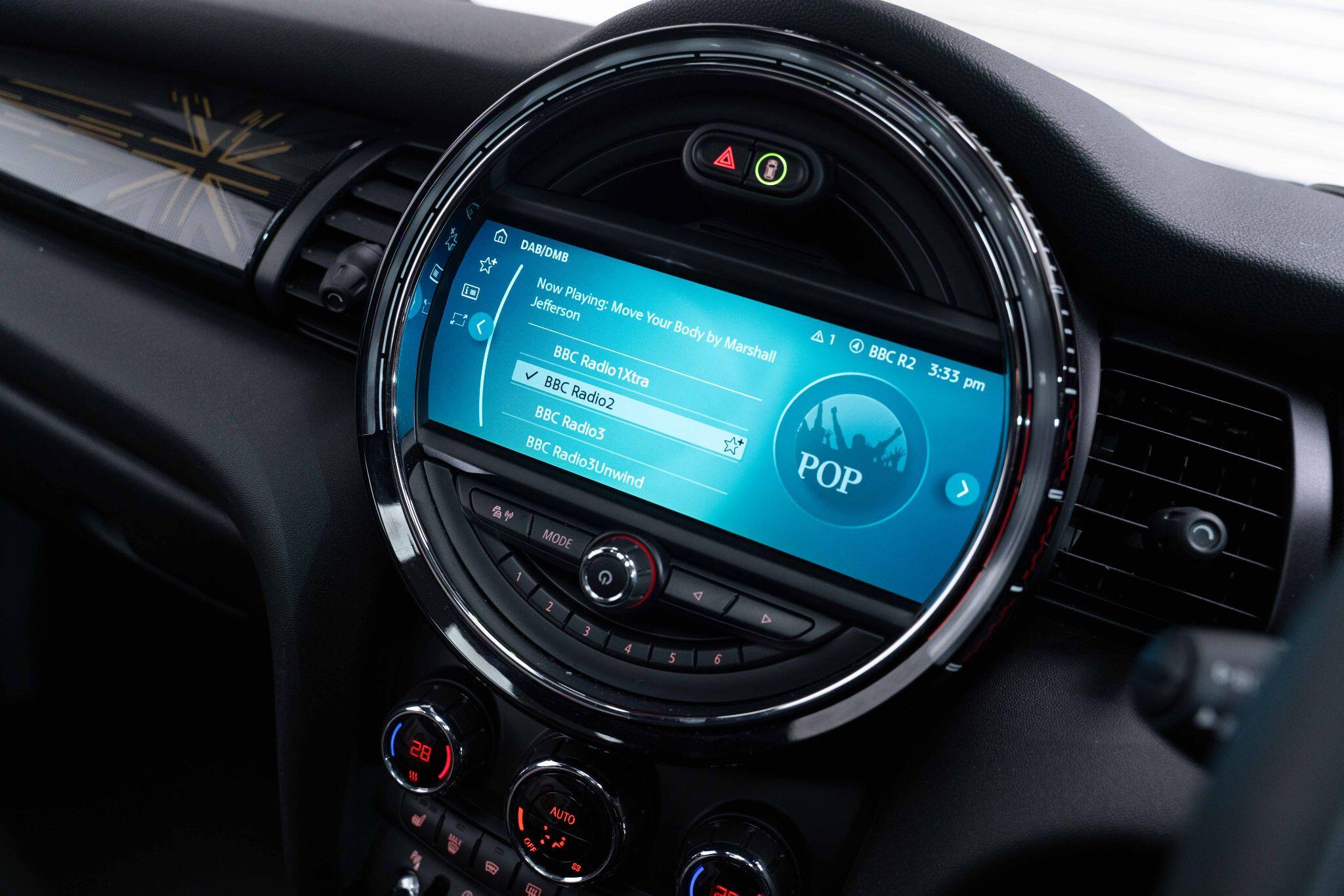 MINI Hatch 2.0 John Cooper Works Auto Euro 6 (s/s) 3dr 3dr Automatic 2026