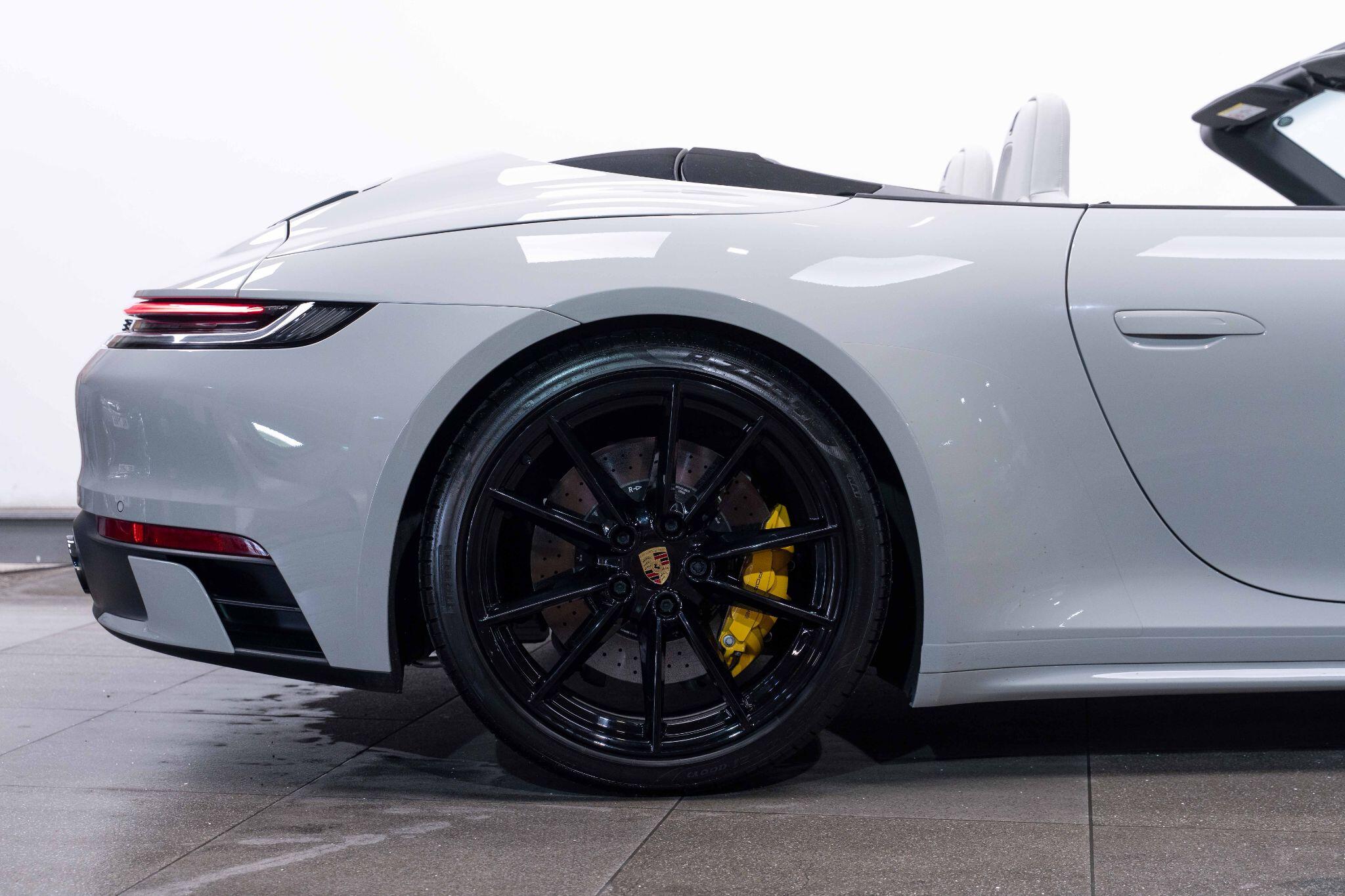 Porsche 911 3.0T 992 Carrera 4S PDK 4WD Euro 6 (s/s) 2dr 2dr Automatic 2026