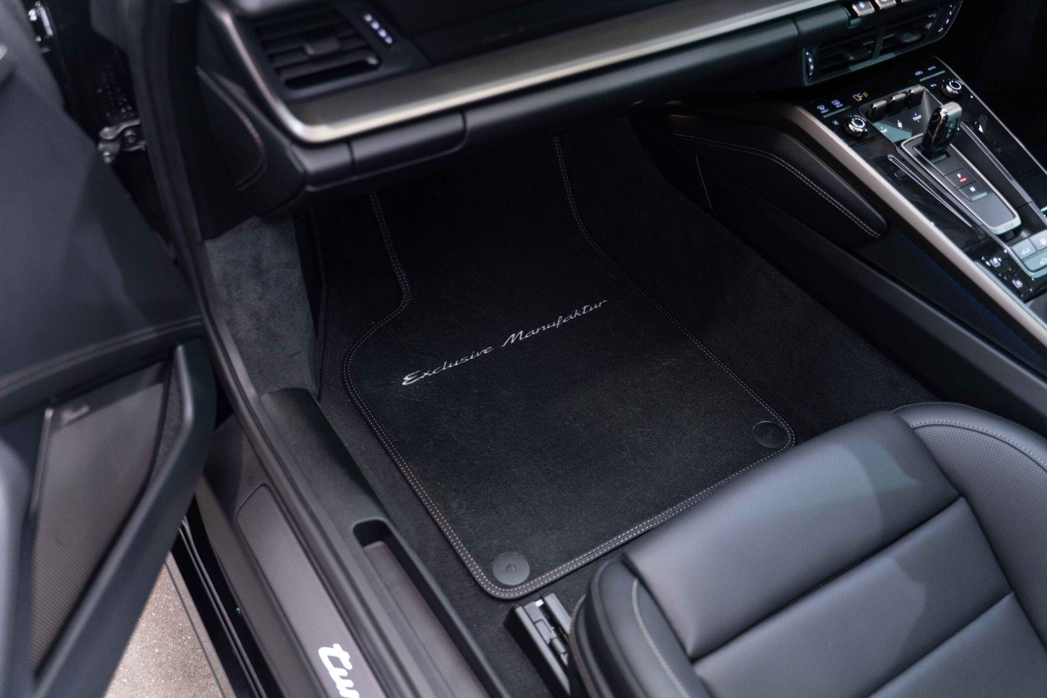 Porsche 911 3.6 T-Hybrid Turbo S Coupe 2dr Petrol Hybrid PDK 4WD Euro 6 (s/s) (711 ps) 2dr Automatic 2026