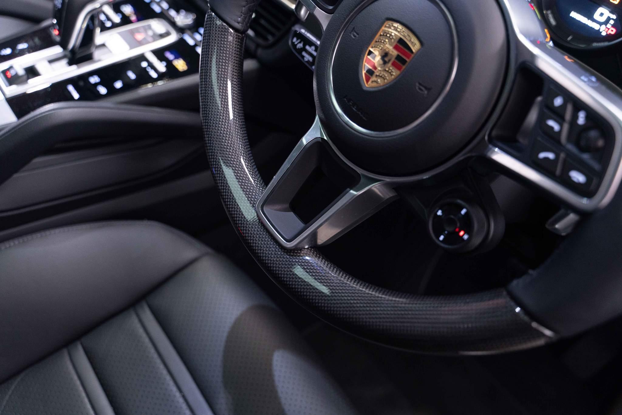 Porsche Cayenne 3.0 V6 E-Hybrid 17.9kWh Platinum Edition TiptronicS 4WD Euro 6 (s/s) 5dr (3.6kW Charger) 5dr Automatic 2026