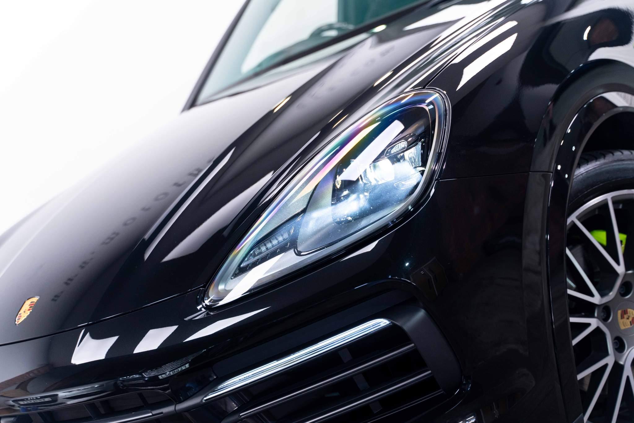 Porsche Cayenne 3.0 V6 E-Hybrid 17.9kWh Platinum Edition TiptronicS 4WD Euro 6 (s/s) 5dr (3.6kW Charger) 5dr Automatic 2026