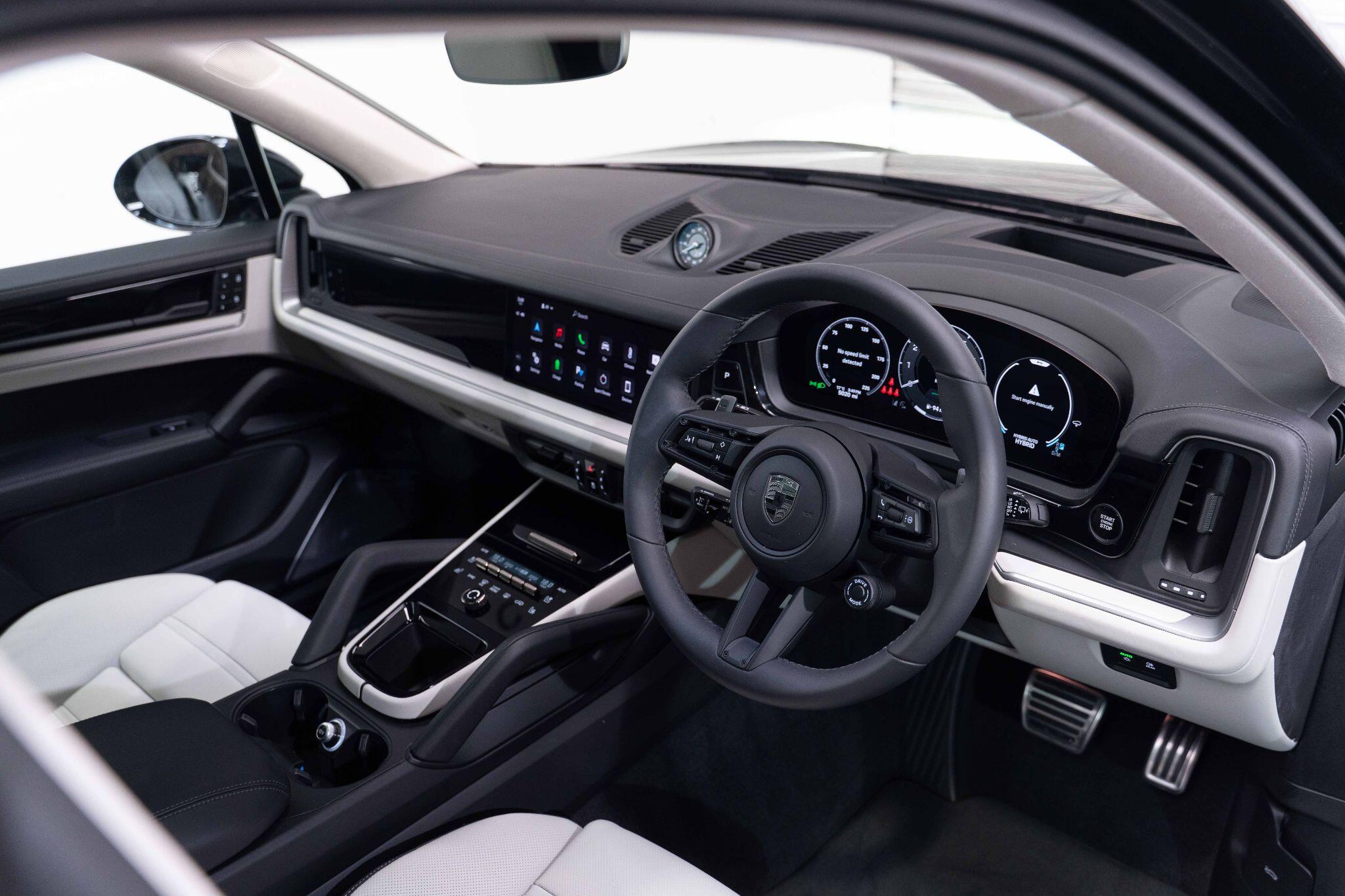 Porsche Cayenne 4.0 V8 E-Hybrid 25.9kWh Turbo TiptronicS 4WD Euro 6 (s/s) 5dr 5dr Automatic 2026