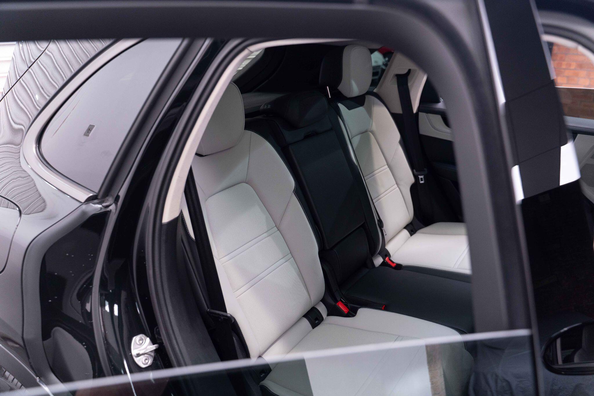 Porsche Cayenne 4.0 V8 E-Hybrid 25.9kWh Turbo TiptronicS 4WD Euro 6 (s/s) 5dr 5dr Automatic 2026