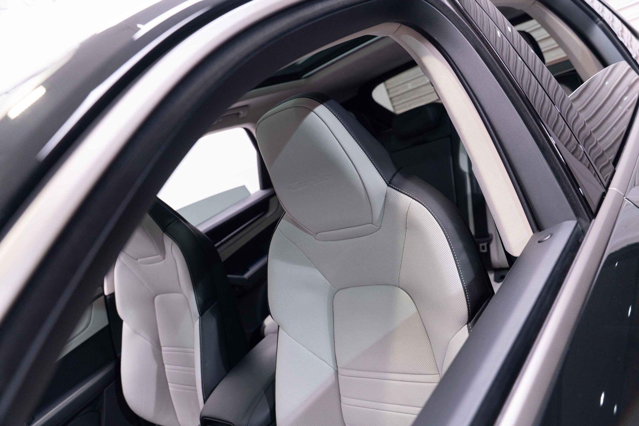 Porsche Cayenne 4.0 V8 E-Hybrid 25.9kWh Turbo TiptronicS 4WD Euro 6 (s/s) 5dr 5dr Automatic 2026