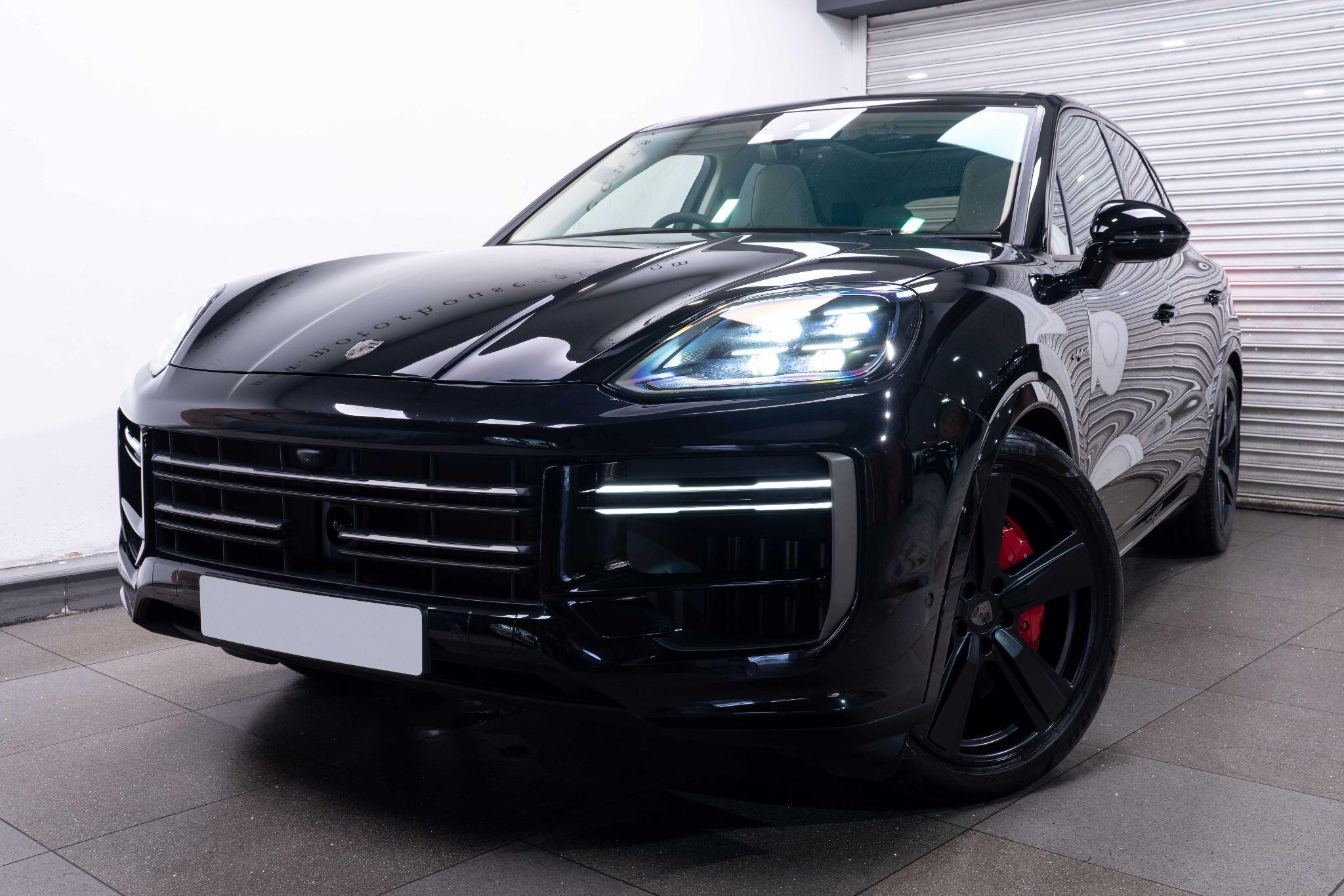 Porsche Cayenne 4.0 V8 E-Hybrid 25.9kWh Turbo TiptronicS 4WD Euro 6 (s/s) 5dr 5dr Automatic 2026