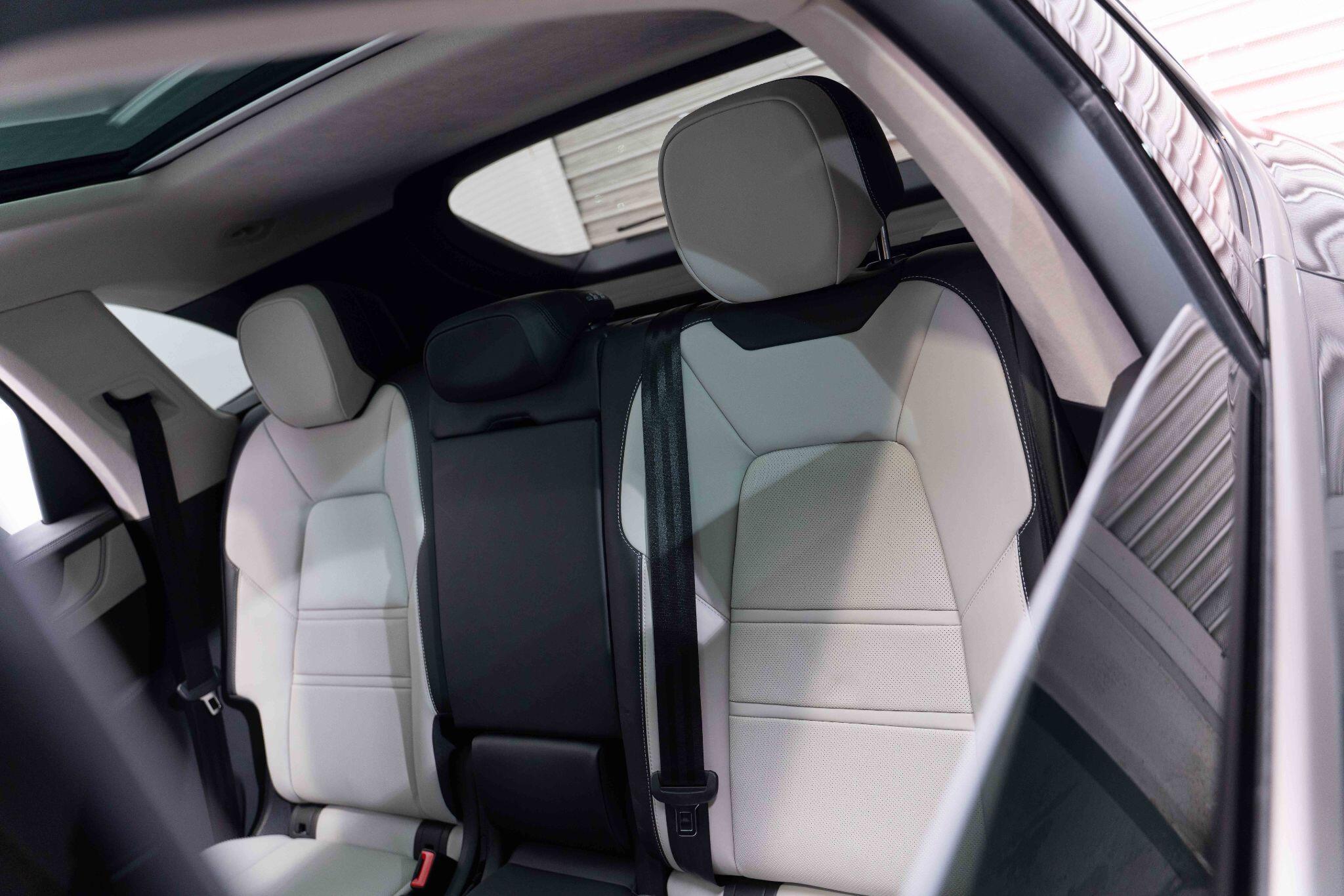 Porsche Cayenne 4.0 V8 E-Hybrid 25.9kWh Turbo TiptronicS 4WD Euro 6 (s/s) 5dr 5dr Automatic 2026