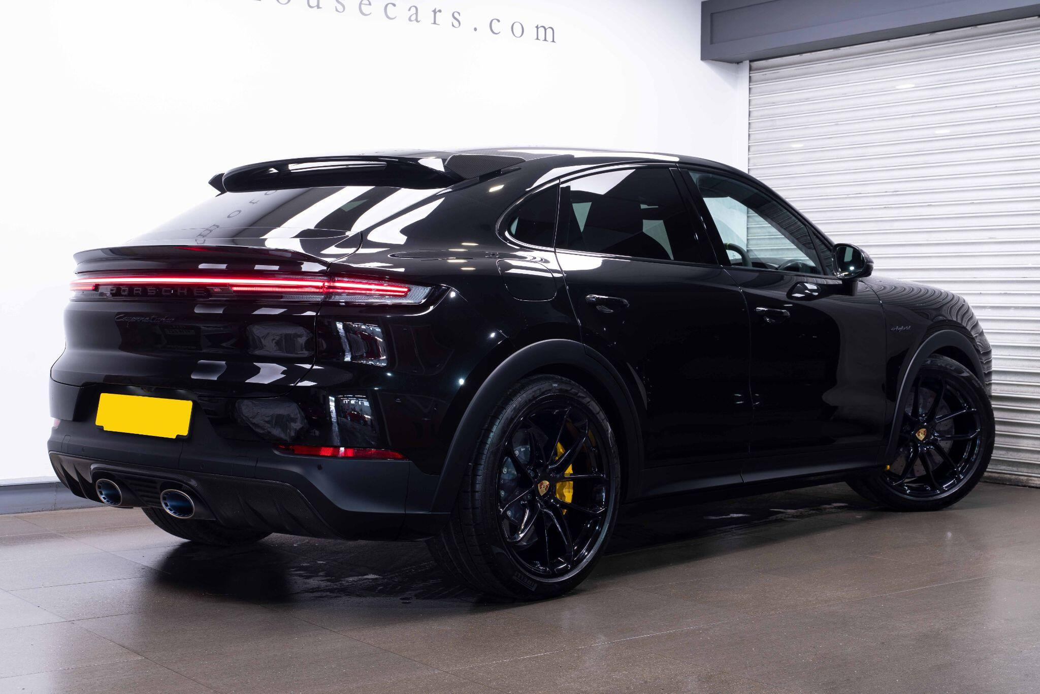 Porsche Cayenne 4.0 V8 E-Hybrid 25.9kWh Turbo TiptronicS 4WD Euro 6 (s/s) 5dr 5dr Automatic 2026