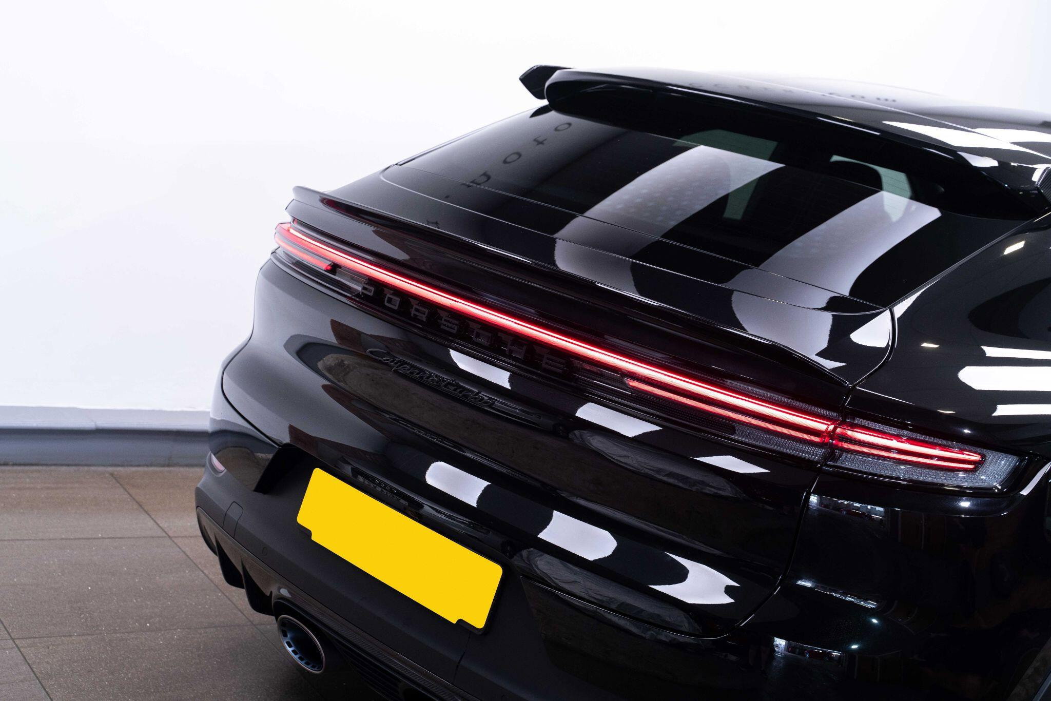 Porsche Cayenne 4.0 V8 E-Hybrid 25.9kWh Turbo TiptronicS 4WD Euro 6 (s/s) 5dr 5dr Automatic 2026