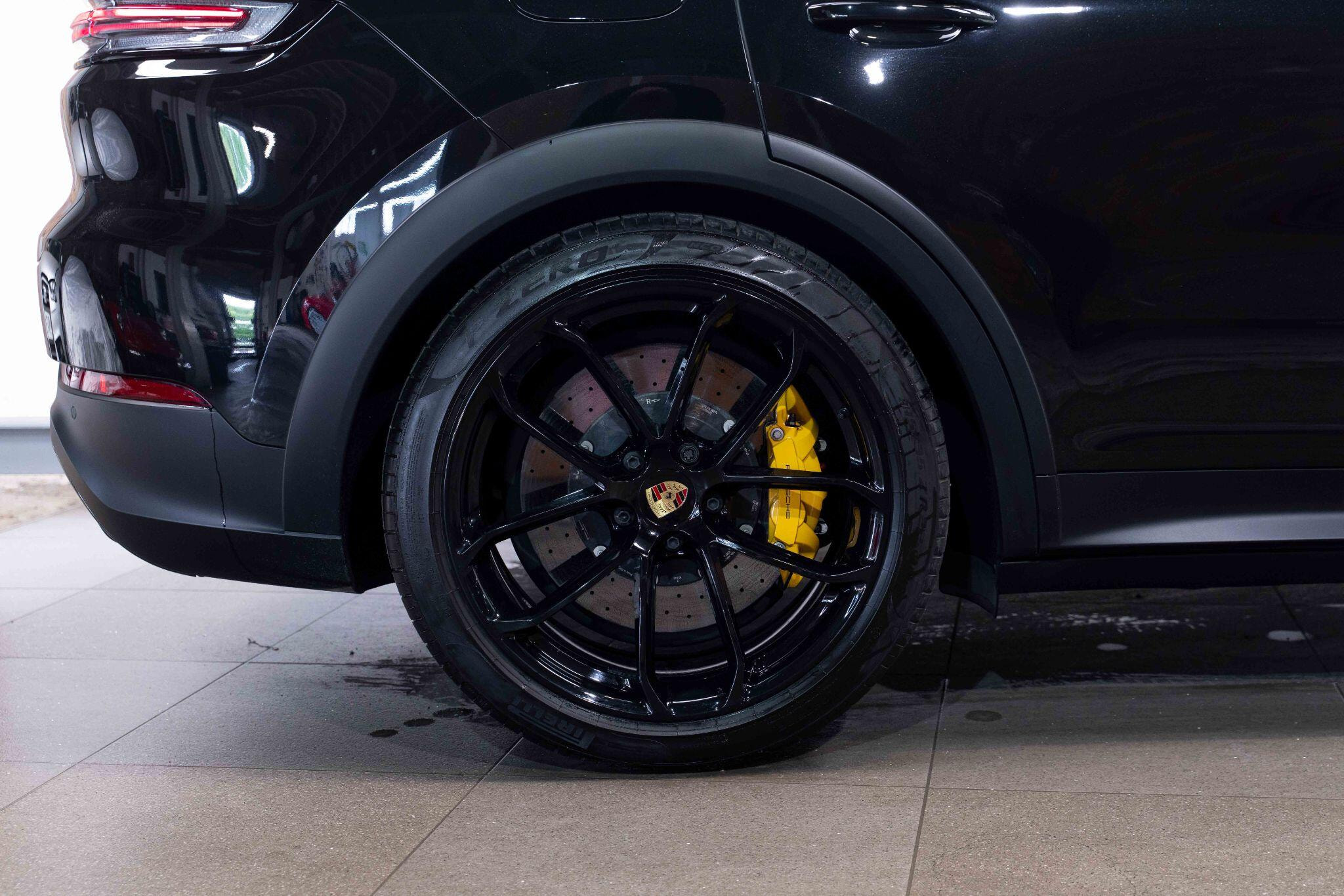 Porsche Cayenne 4.0 V8 E-Hybrid 25.9kWh Turbo TiptronicS 4WD Euro 6 (s/s) 5dr 5dr Automatic 2026