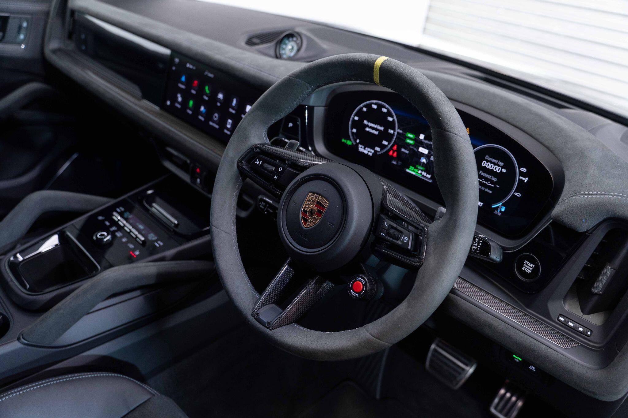 Porsche Cayenne 4.0 V8 E-Hybrid 25.9kWh Turbo TiptronicS 4WD Euro 6 (s/s) 5dr 5dr Automatic 2026