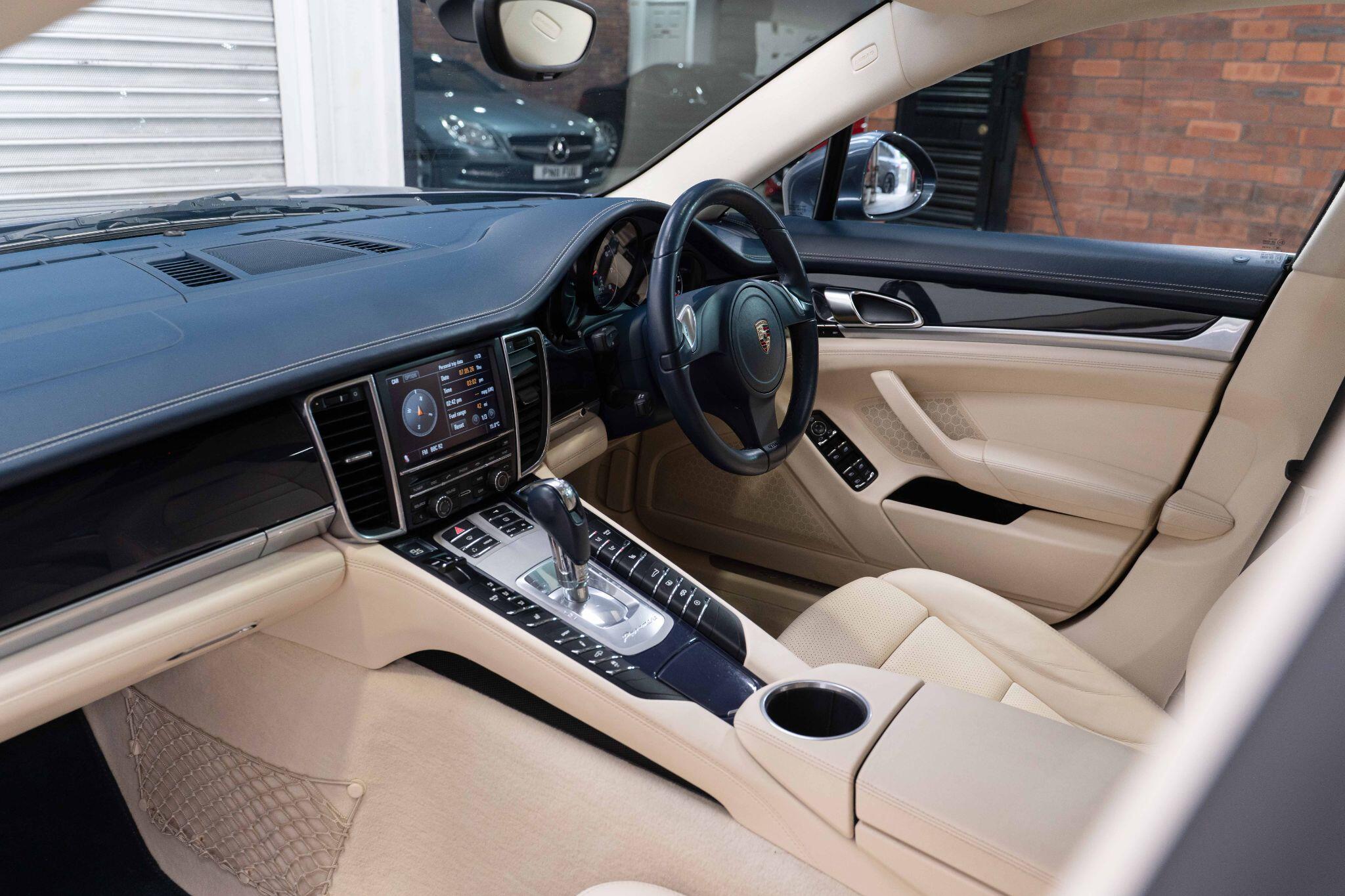 Porsche Panamera 4.8 V8 4S PDK 4WD Euro 5 (s/s) 5dr 5dr Automatic 2026