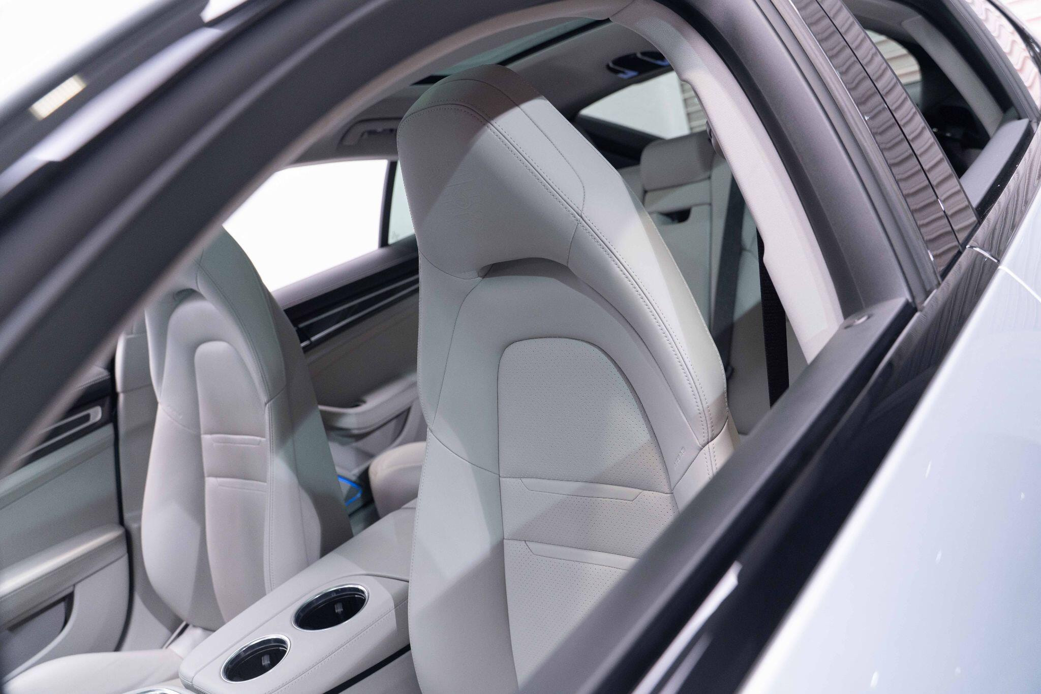 Porsche Panamera 2.9 V6 E-Hybrid 17.9kWh 4S Saloon PDK 4WD Euro 6 (s/s) 5dr (7.2 kW Charger) 5dr Automatic 2026