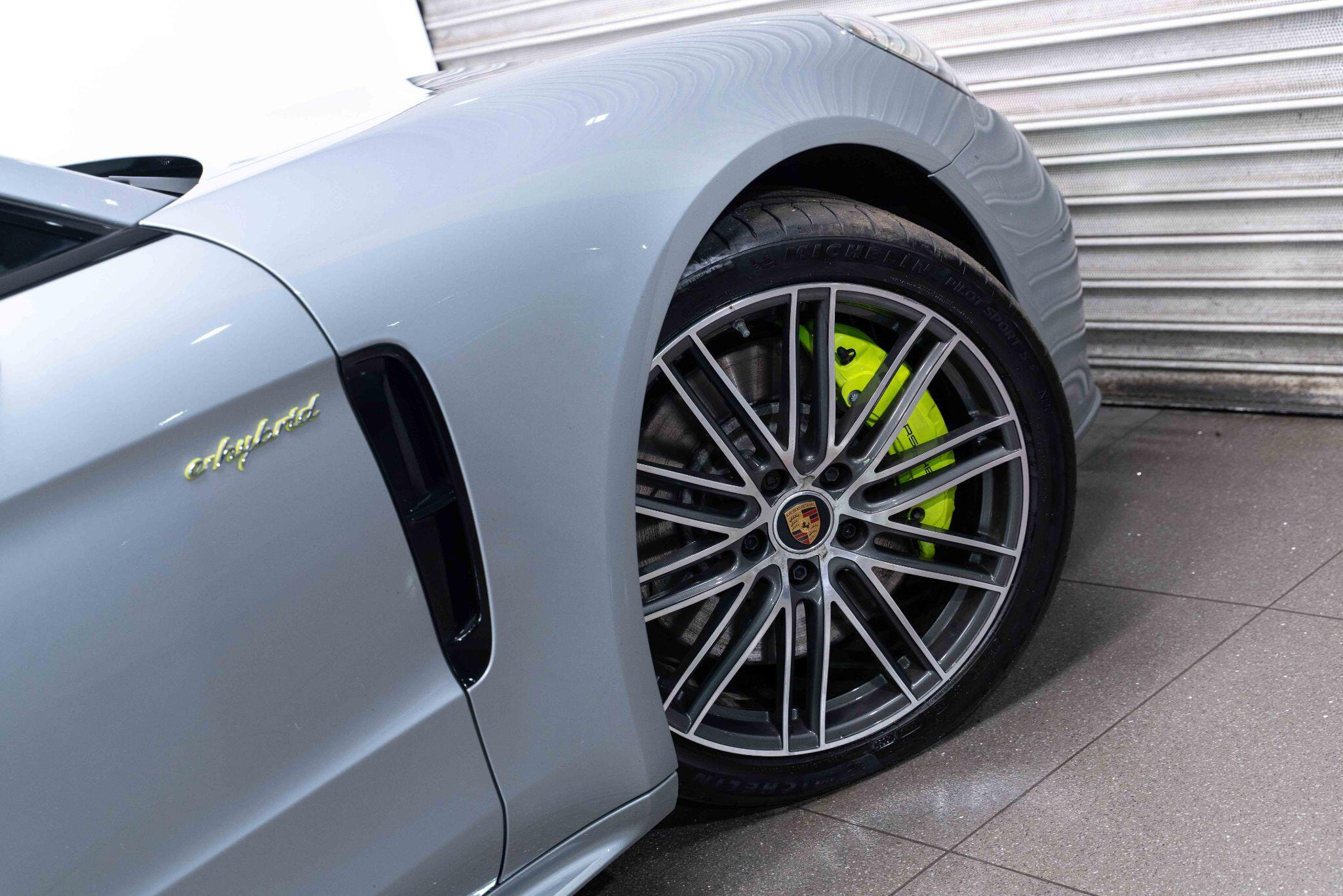 Porsche Panamera 2.9 V6 E-Hybrid 17.9kWh 4S Saloon PDK 4WD Euro 6 (s/s) 5dr (7.2 kW Charger) 5dr Automatic 2026