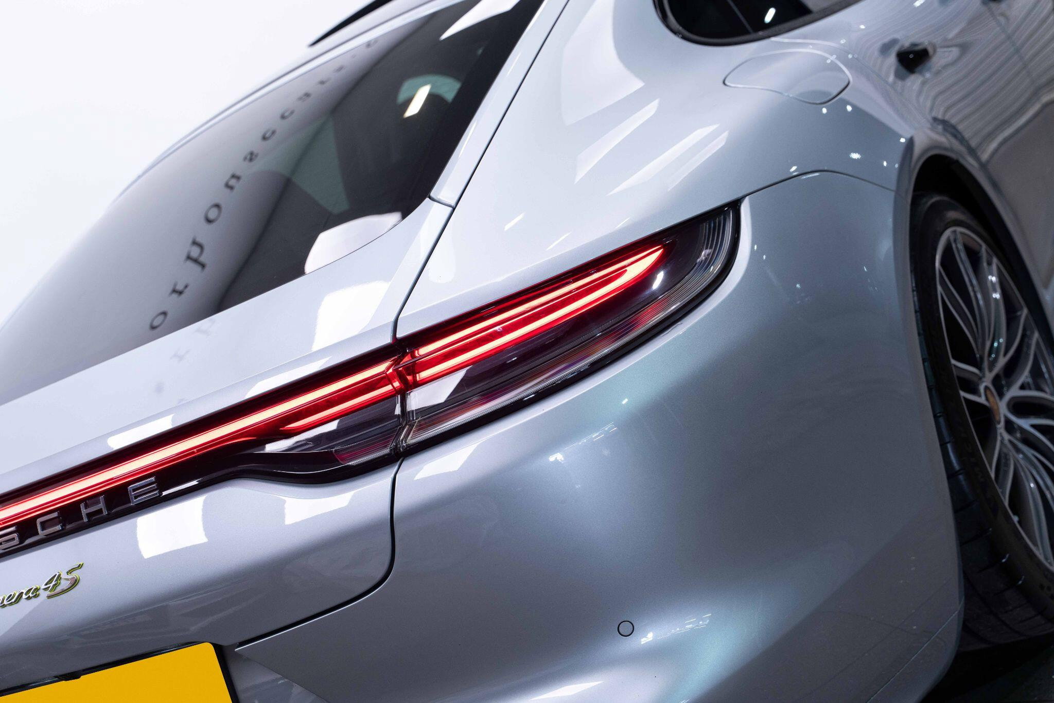 Porsche Panamera 2.9 V6 E-Hybrid 17.9kWh 4S Saloon PDK 4WD Euro 6 (s/s) 5dr (7.2 kW Charger) 5dr Automatic 2026