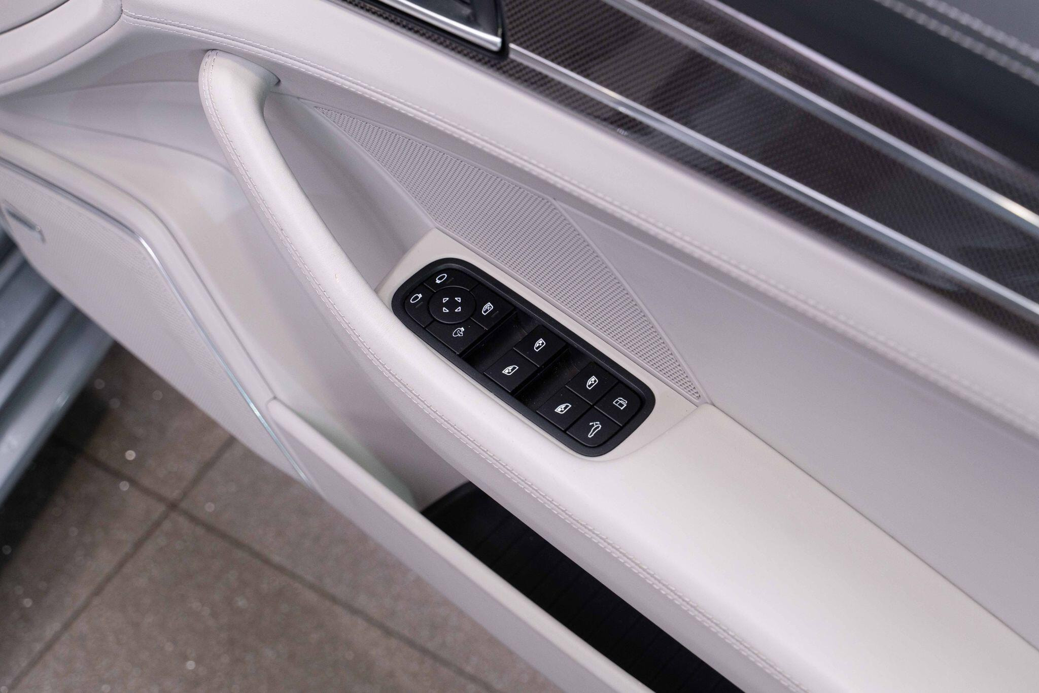 Porsche Panamera 2.9 V6 E-Hybrid 17.9kWh 4S Saloon PDK 4WD Euro 6 (s/s) 5dr (7.2 kW Charger) 5dr Automatic 2026