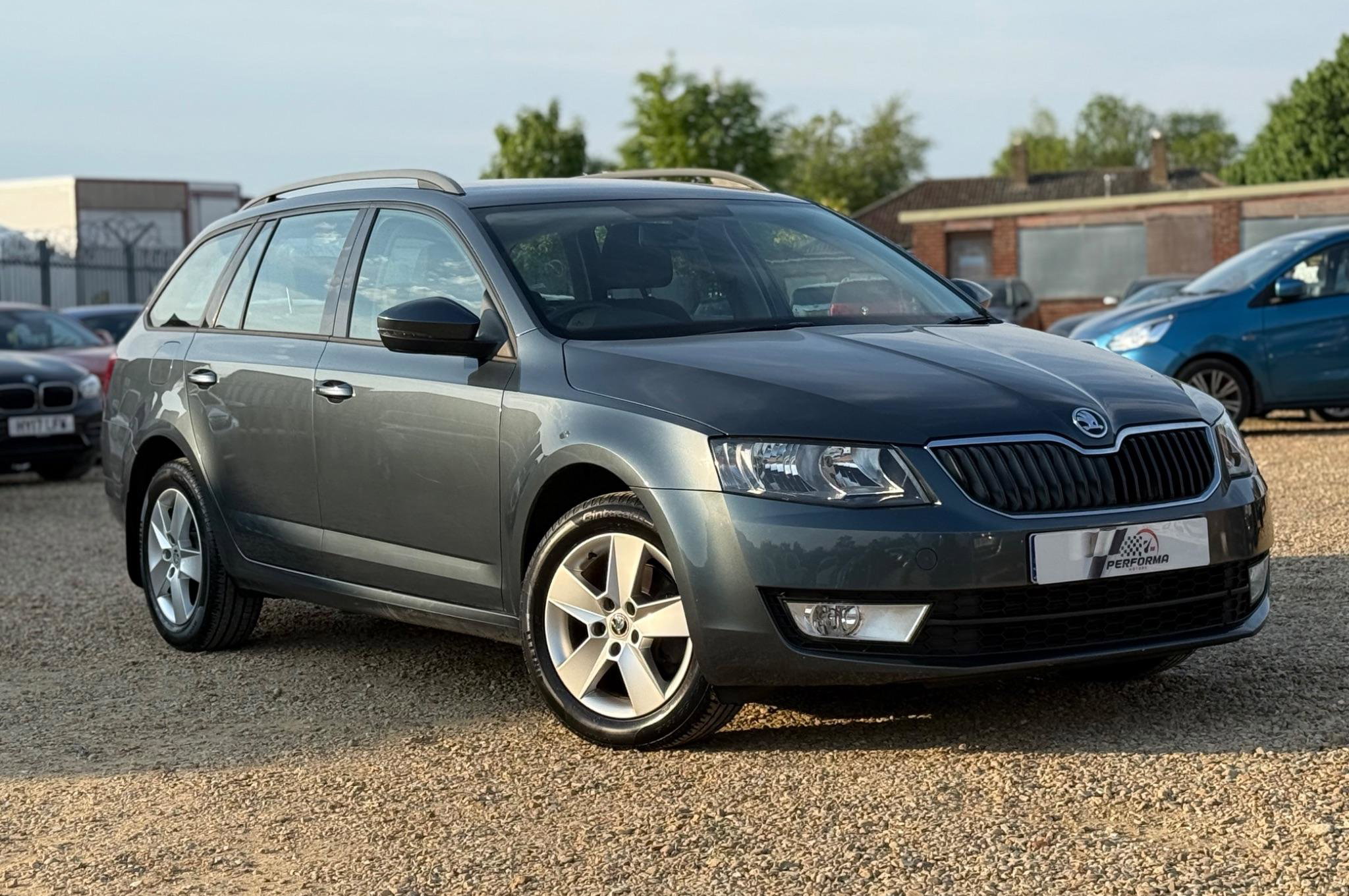 2016 SKODA OCTAVIA 2.0 TDI SE EURO 6 S S 5DR 9,280 2016 47,000 DIESEL... photo