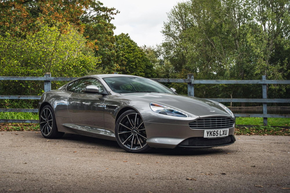 Aston Martin DB9
