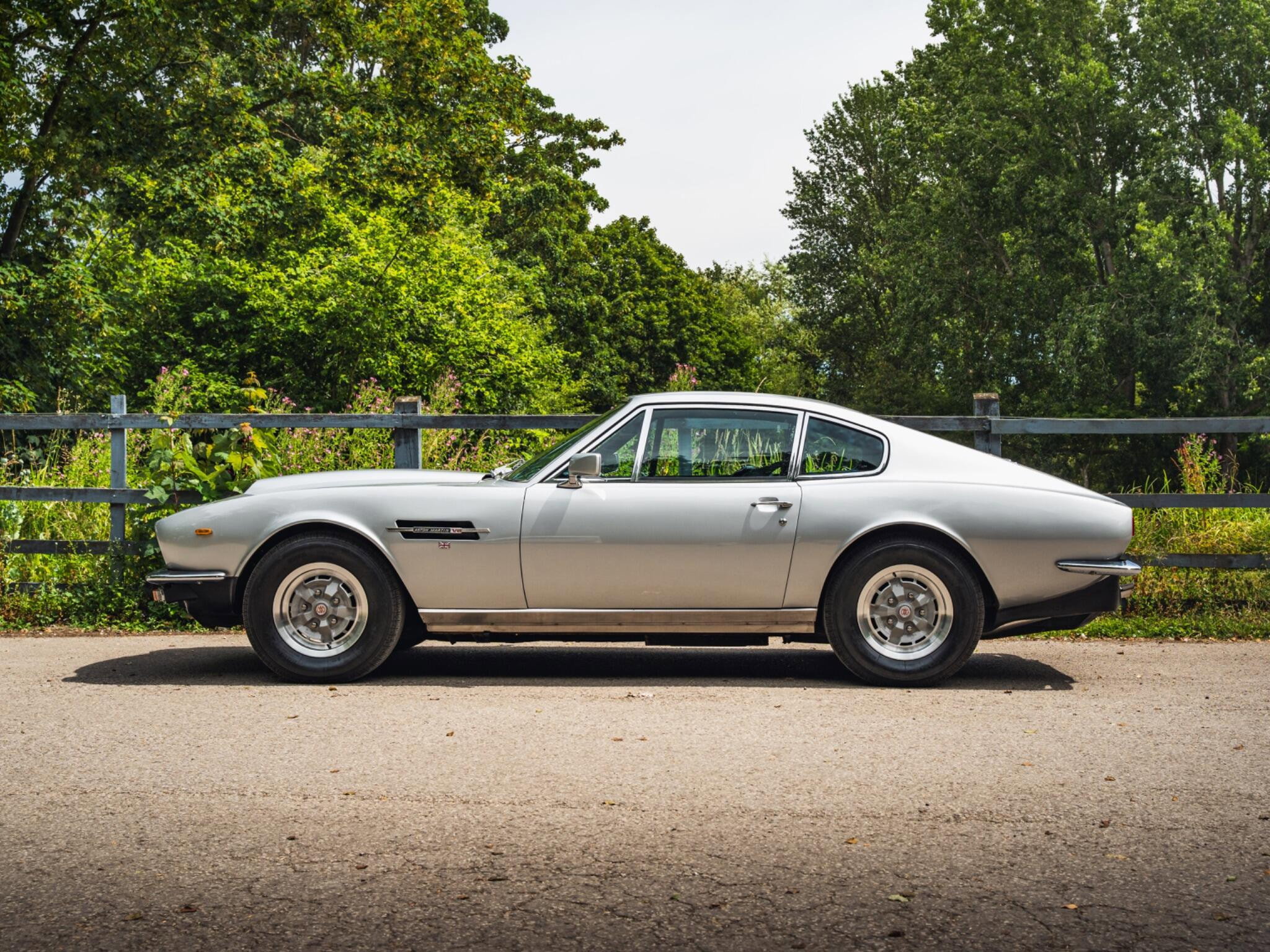Aston Martin V8 5.3 Saloon 2dr Petrol Automatic (0 bhp) 2dr Automatic 2026
