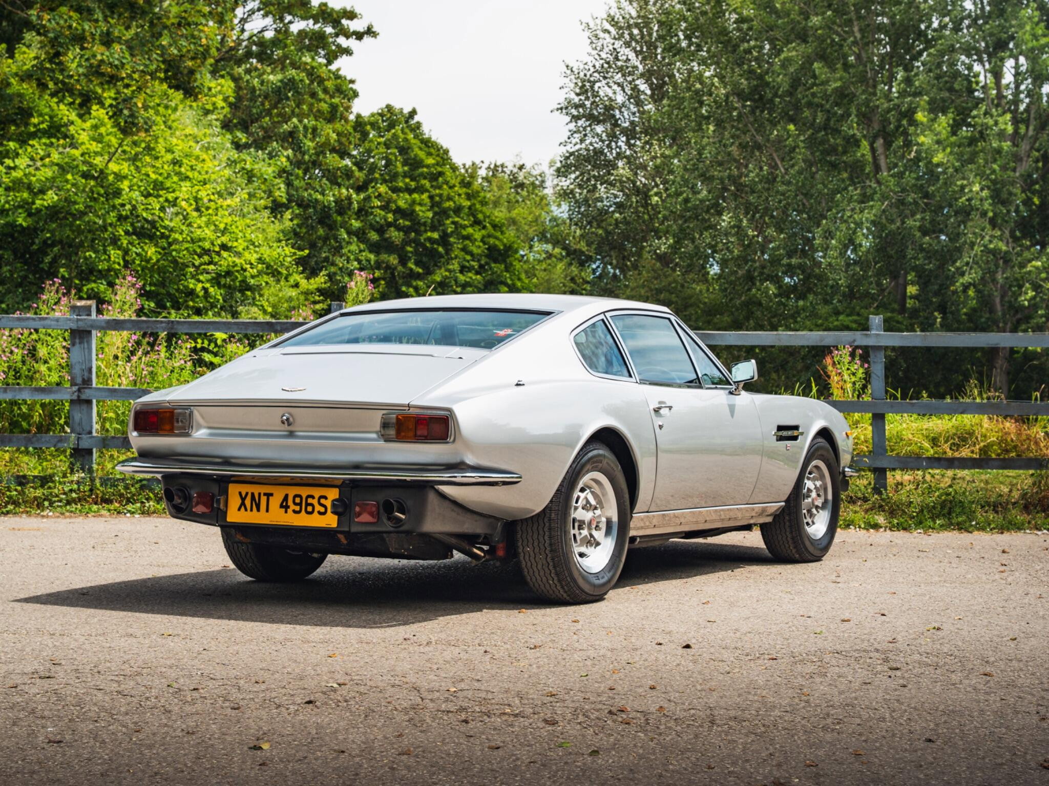 Aston Martin V8 5.3 Saloon 2dr Petrol Automatic (0 bhp) 2dr Automatic 2026