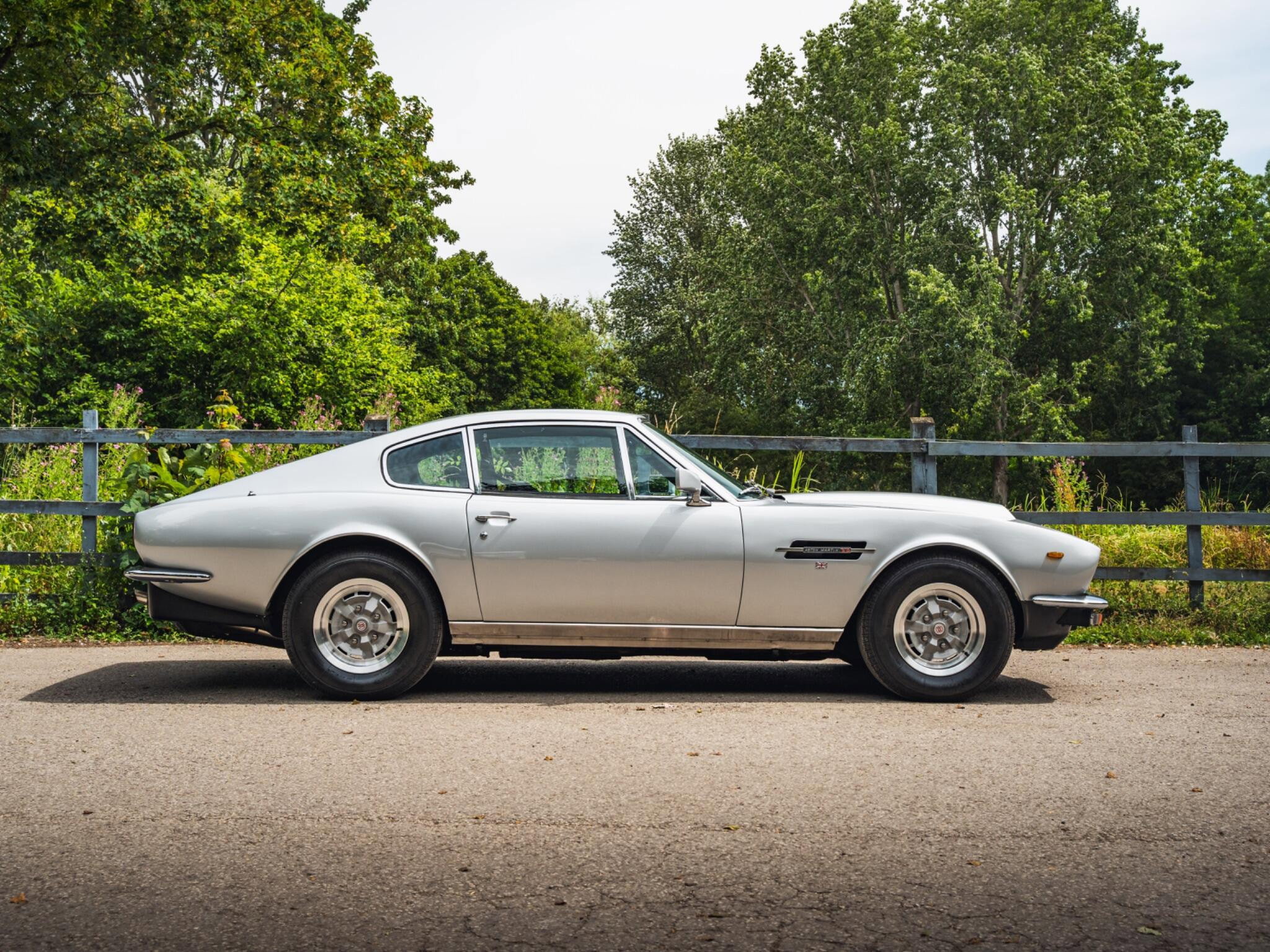 Aston Martin V8 5.3 Saloon 2dr Petrol Automatic (0 bhp) 2dr Automatic 2026