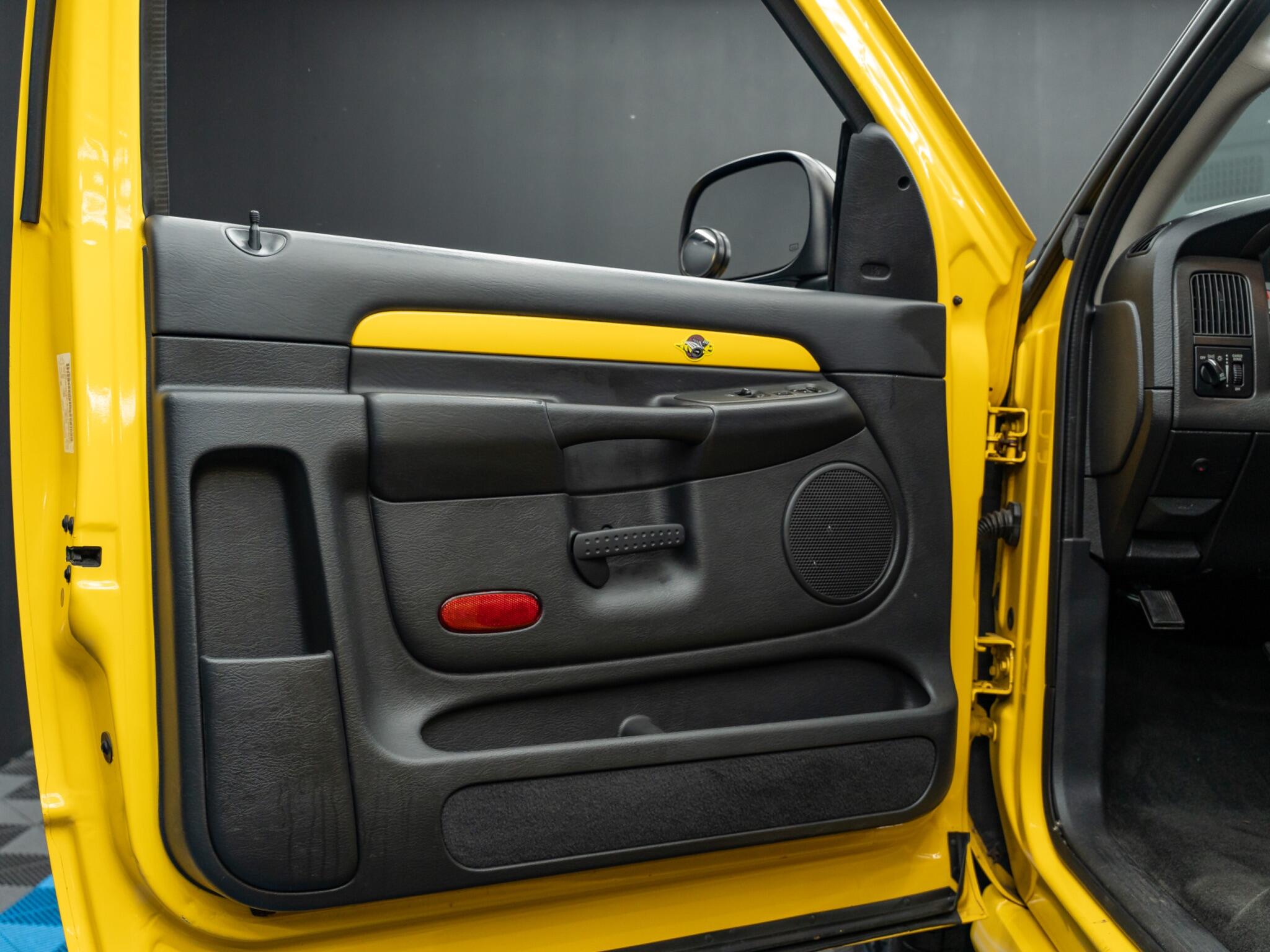 Dodge RAM 5.7 Hemi Rumble Bee 4x4 Single Cab 2dr Automatic 2026