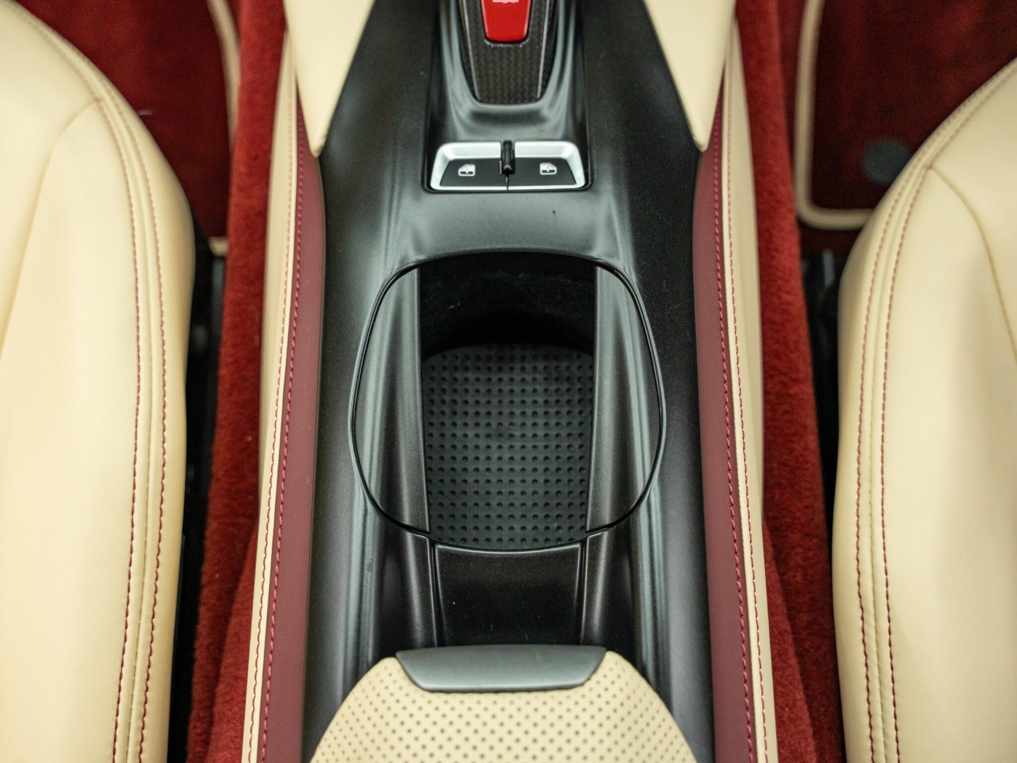 Ferrari 812 superfast 6.5 V12 F1 DCT Euro 6 (s/s) 2dr 2dr Automatic 2026