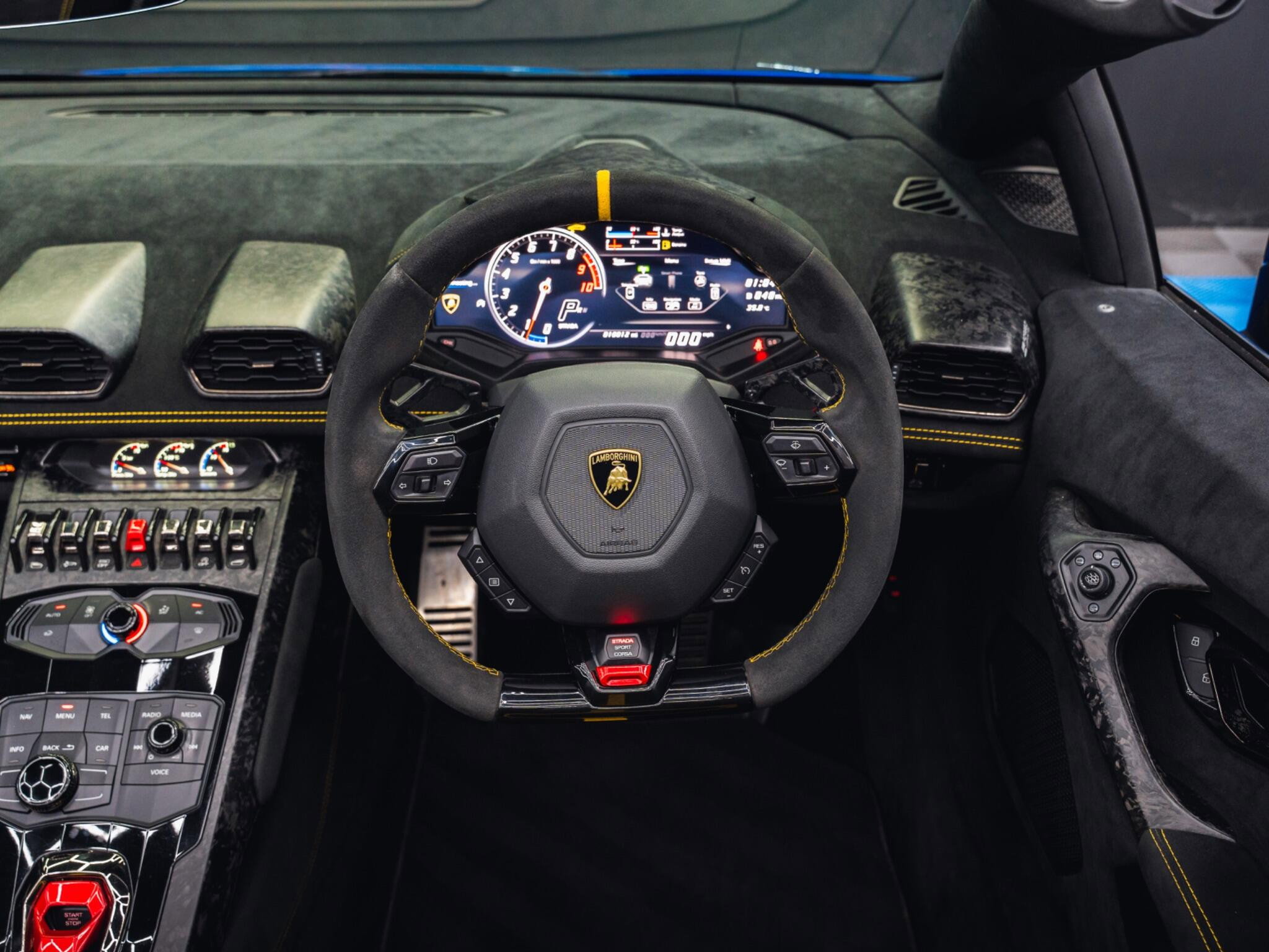 Lamborghini Huracan 5.2 V10 LP 640-4 Performante Spyder LDF 4WD Euro 6 (s/s) 2dr 2dr Automatic 2026