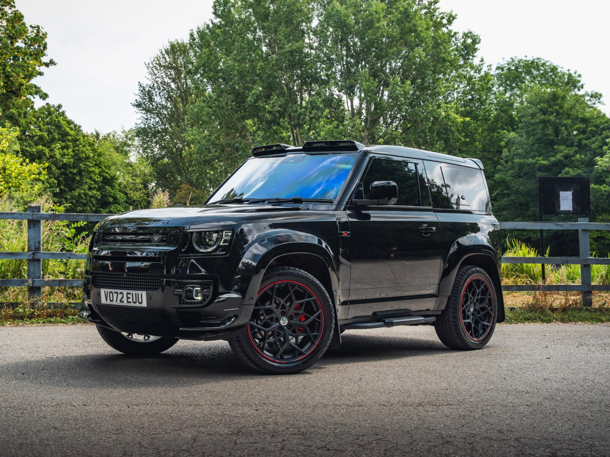 Land Rover Defender 90 3.0 D250 MHEV HSE Auto 4WD Euro 6 (s/s) 3dr 3dr Automatic 2026