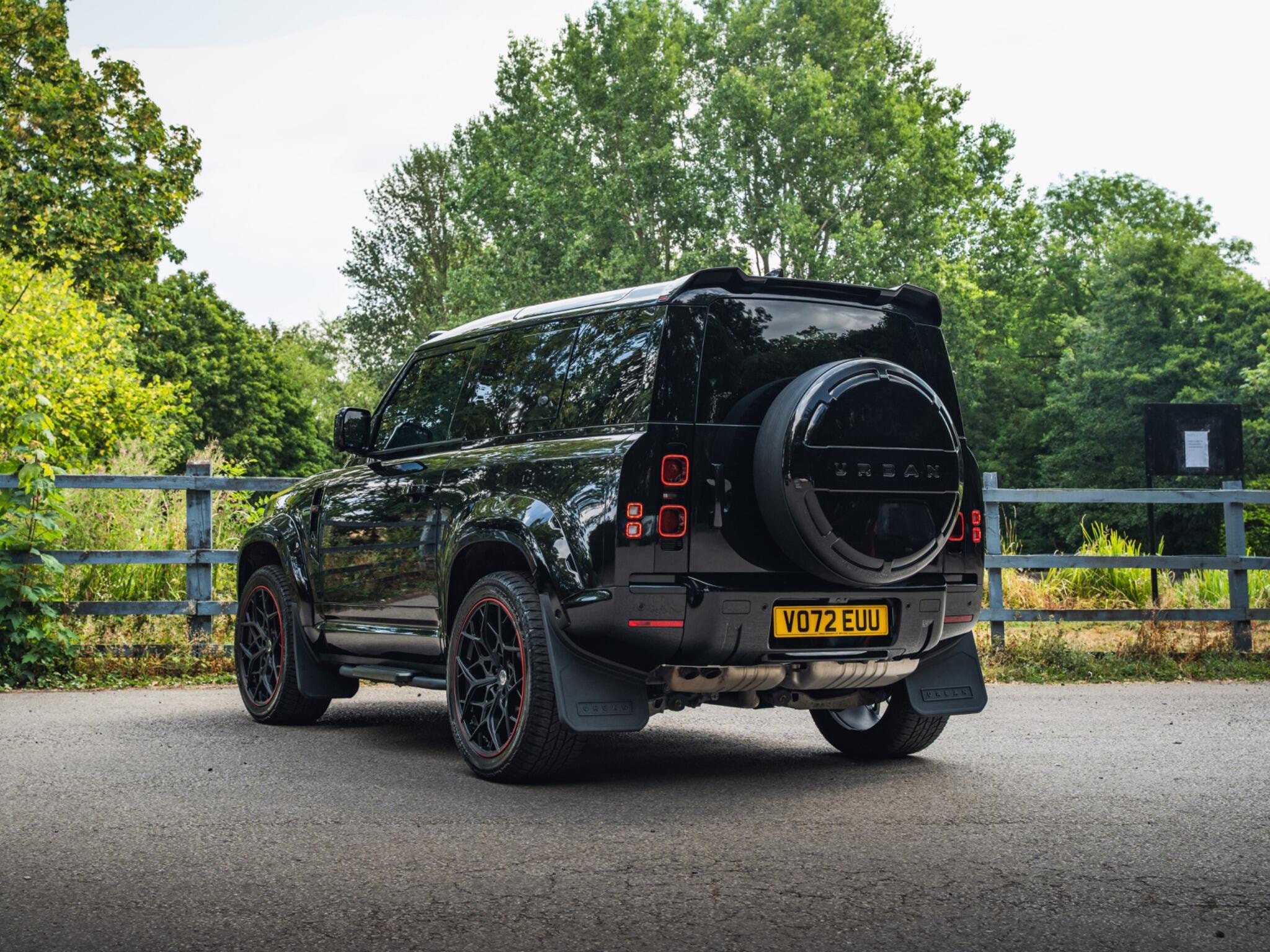 Land Rover Defender 90 3.0 D250 MHEV HSE Auto 4WD Euro 6 (s/s) 3dr 3dr Automatic 2026