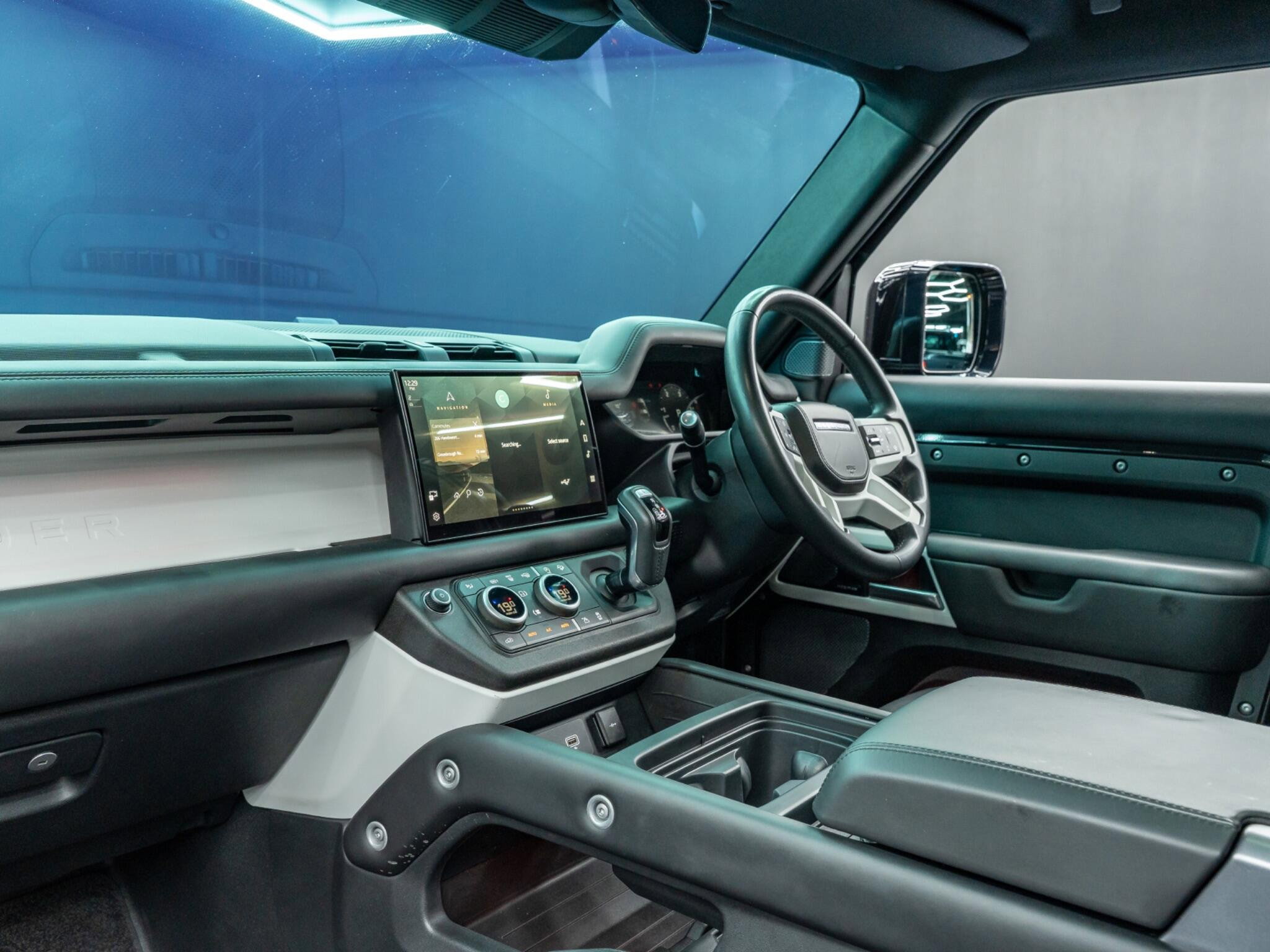 Land Rover Defender 90 3.0 D250 MHEV HSE Auto 4WD Euro 6 (s/s) 3dr 3dr Automatic 2026