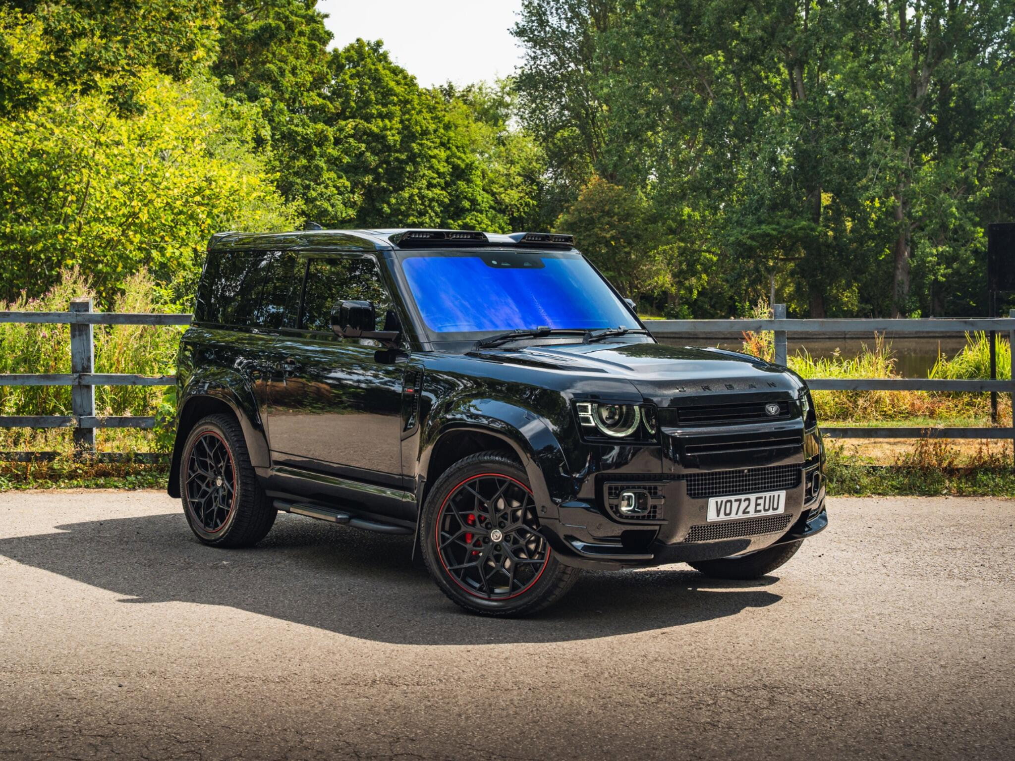 Land Rover Defender 90 3.0 D250 MHEV HSE Auto 4WD Euro 6 (s/s) 3dr 3dr Automatic 2026