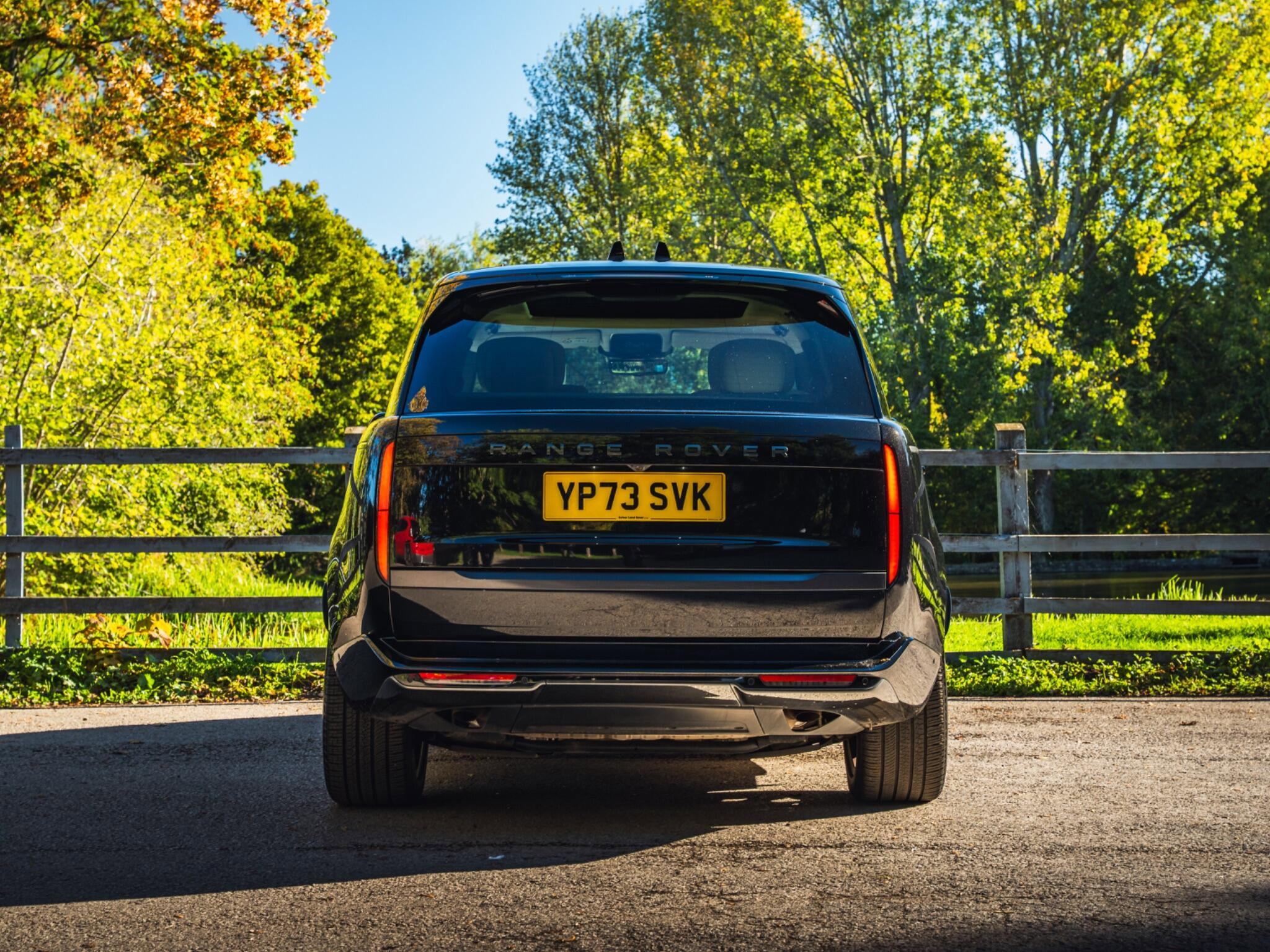 Land Rover Range Rover 3.0 P550e 38.2kWh Autobiography Auto 4WD Euro 6 (s/s) 5dr 5dr Automatic 2026