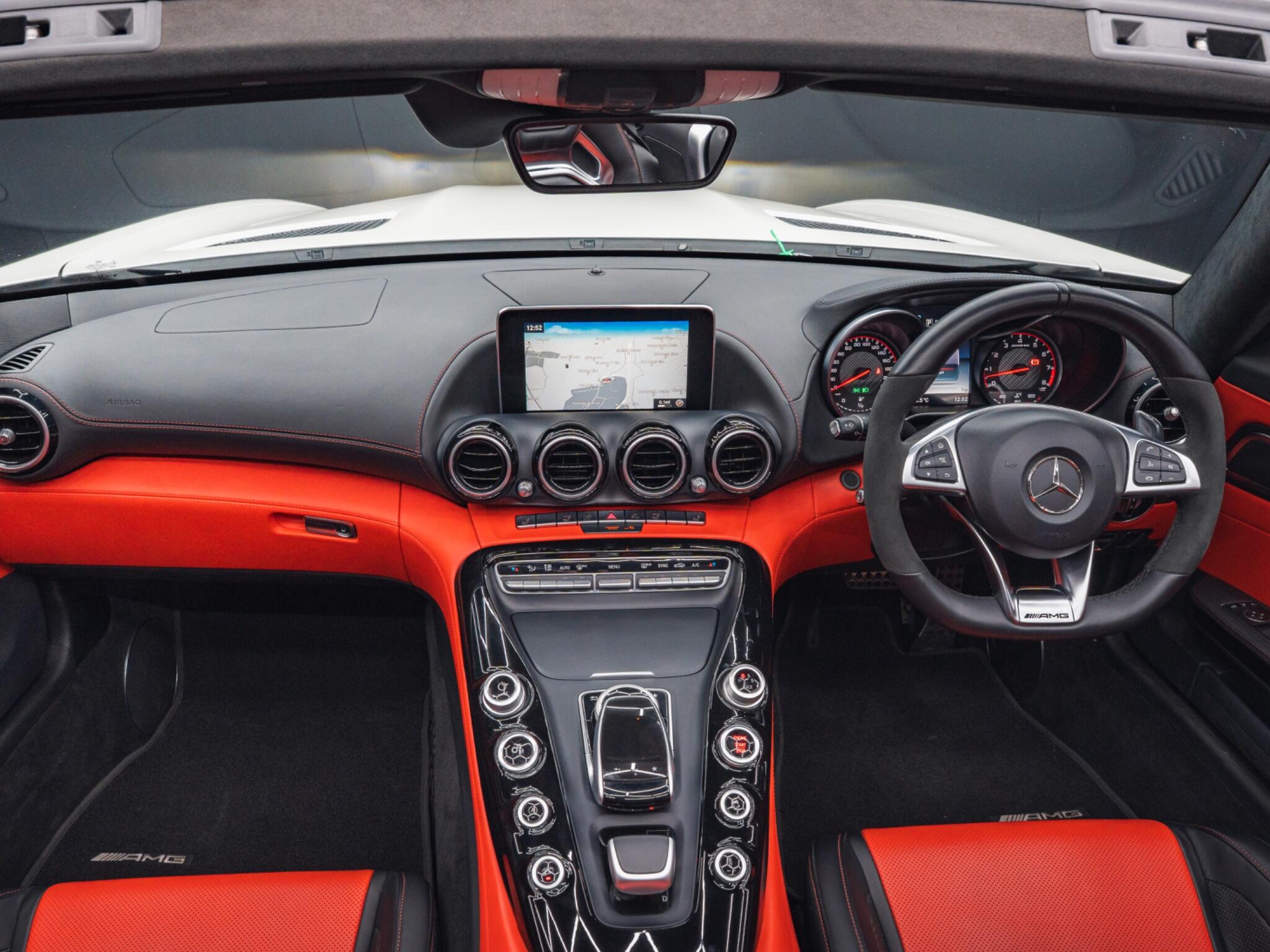 Mercedes-Benz AMG GT 4.0 V8 BiTurbo C Roadster SpdS DCT Euro 6 (s/s) 2dr 2dr Automatic 2026