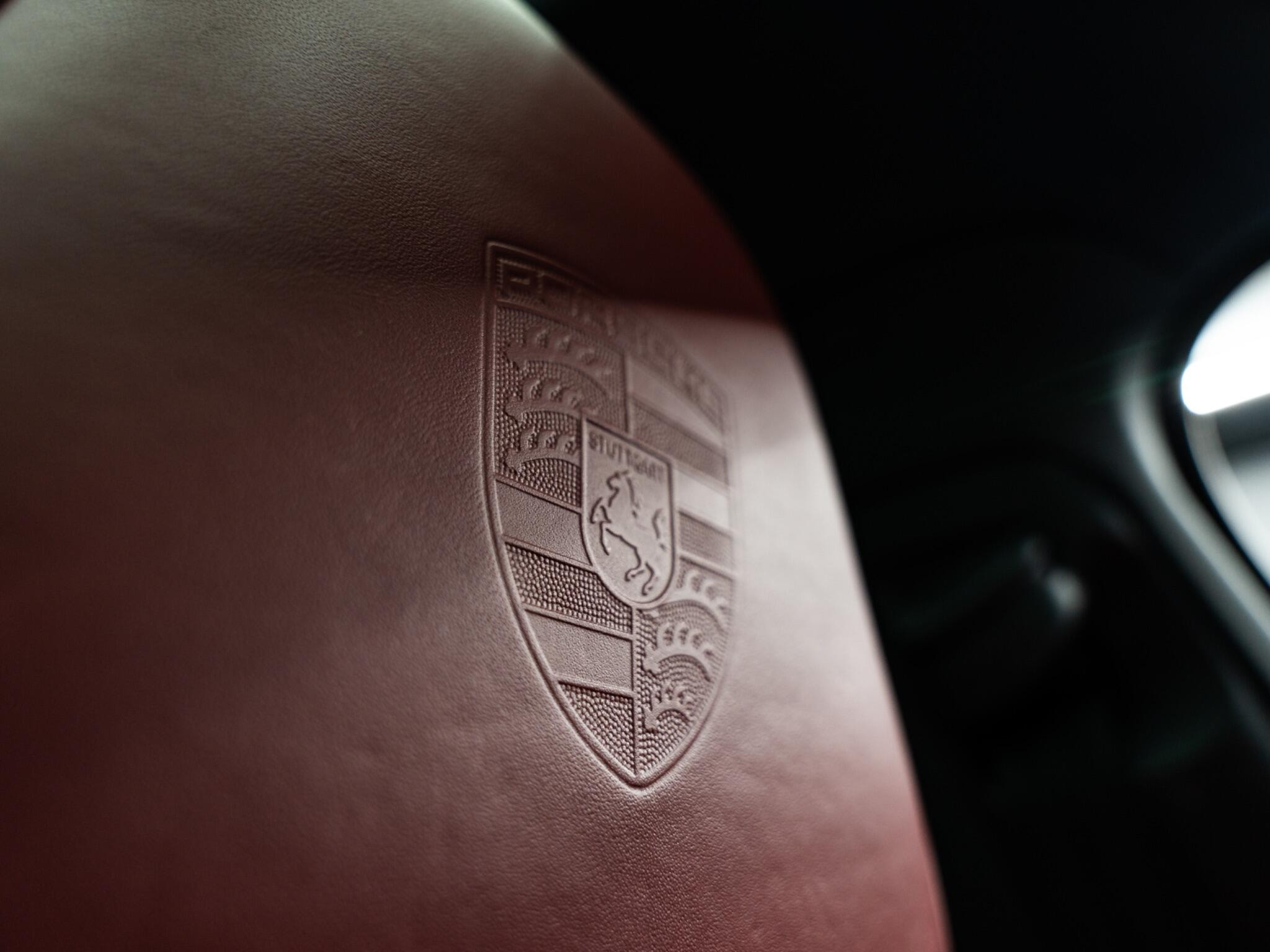 Porsche Cayenne 3.0 V6 E-Hybrid 17.9kWh TiptronicS 4WD Euro 6 (s/s) 5dr (3.6kW Charger) 5dr Automatic 2026