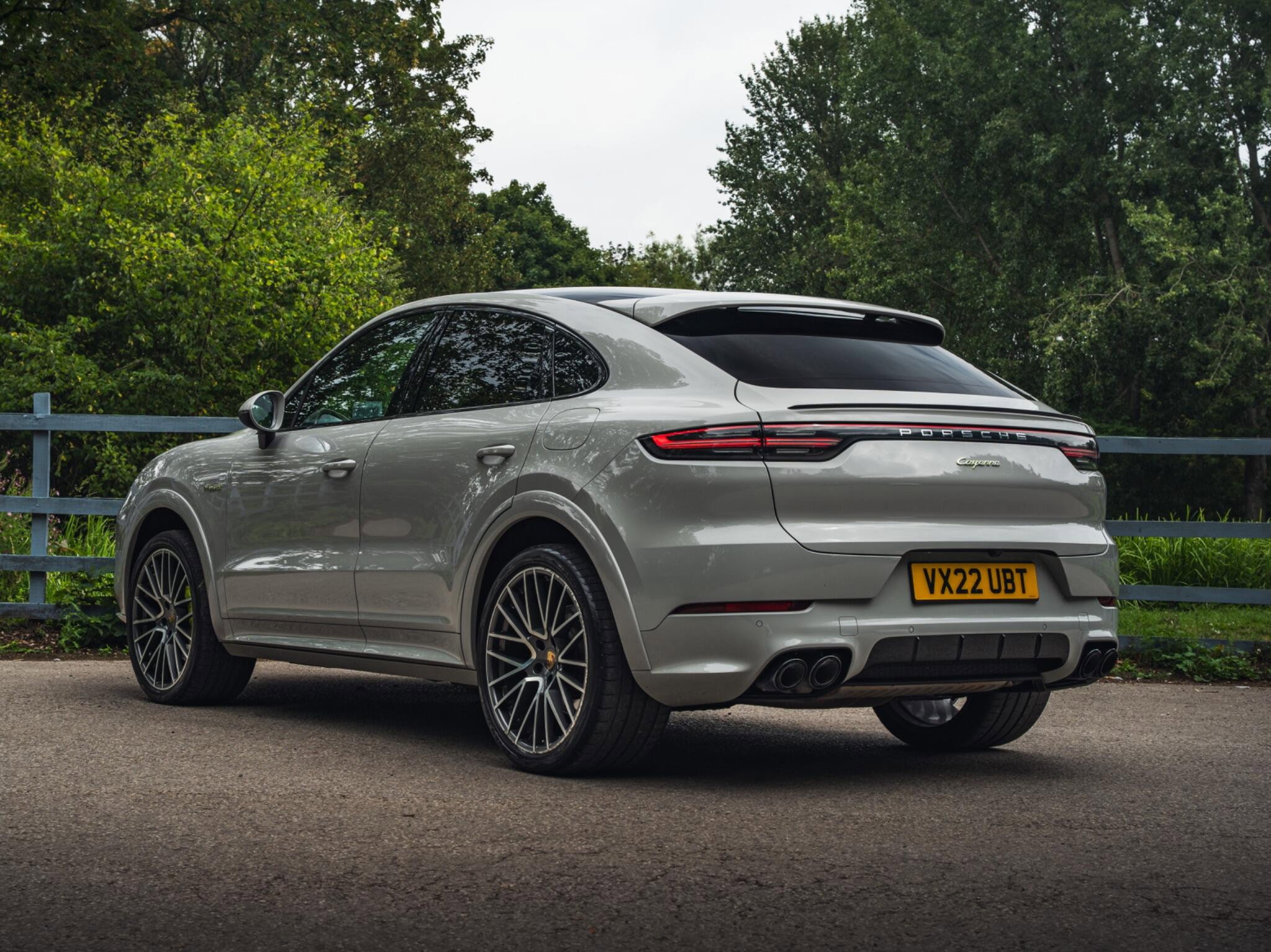 Porsche Cayenne 3.0 V6 E-Hybrid 17.9kWh TiptronicS 4WD Euro 6 (s/s) 5dr (3.6kW Charger) 5dr Automatic 2026